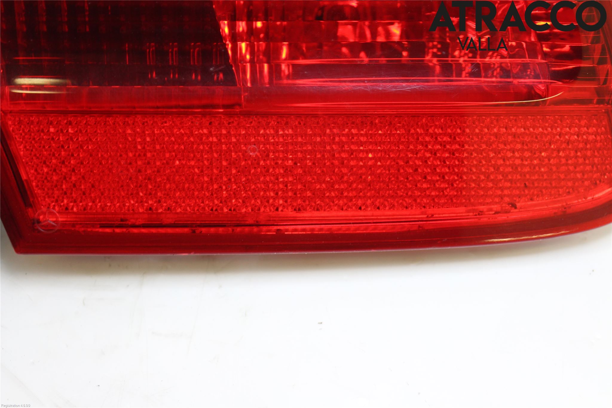 Mercedes-Benz MB E-KLASS (W211) 02-09 Bakljus Lucka Vä