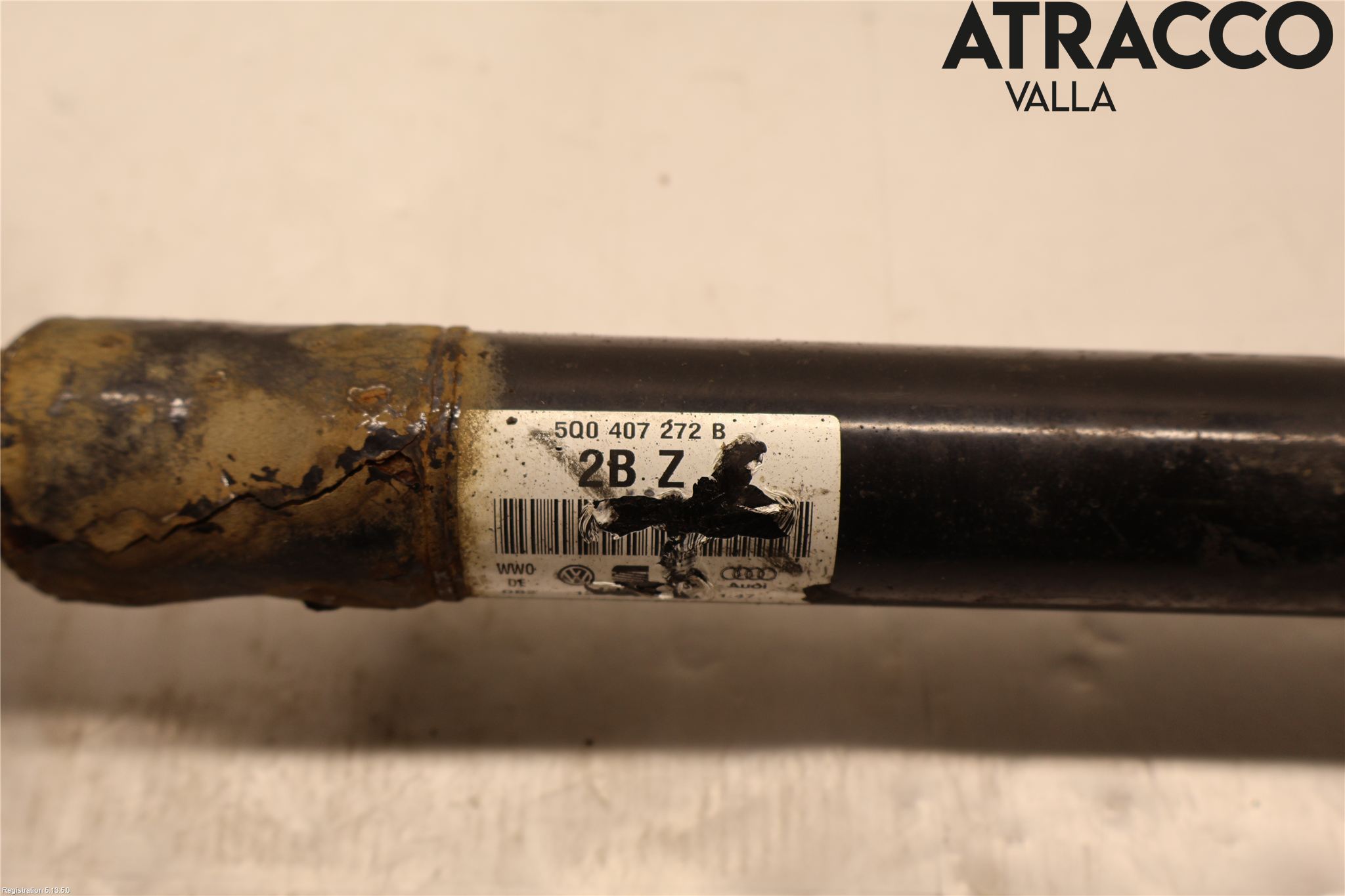 Volkswagen VW GOLF SPORTSVAN 15-20 Drivaxel Fram Höger