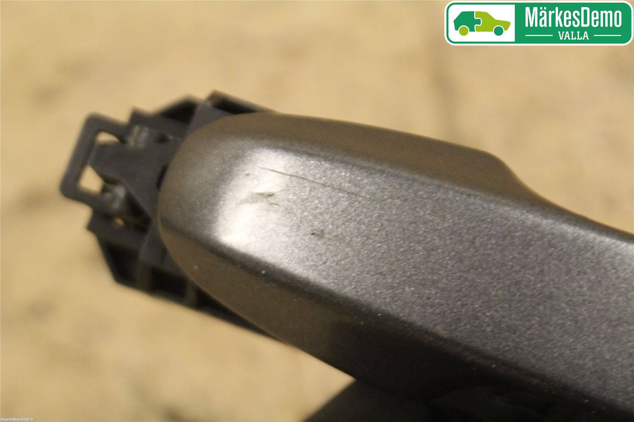 Toyota YARIS XP130 12-14 Dörrhandtag Yttre Hö