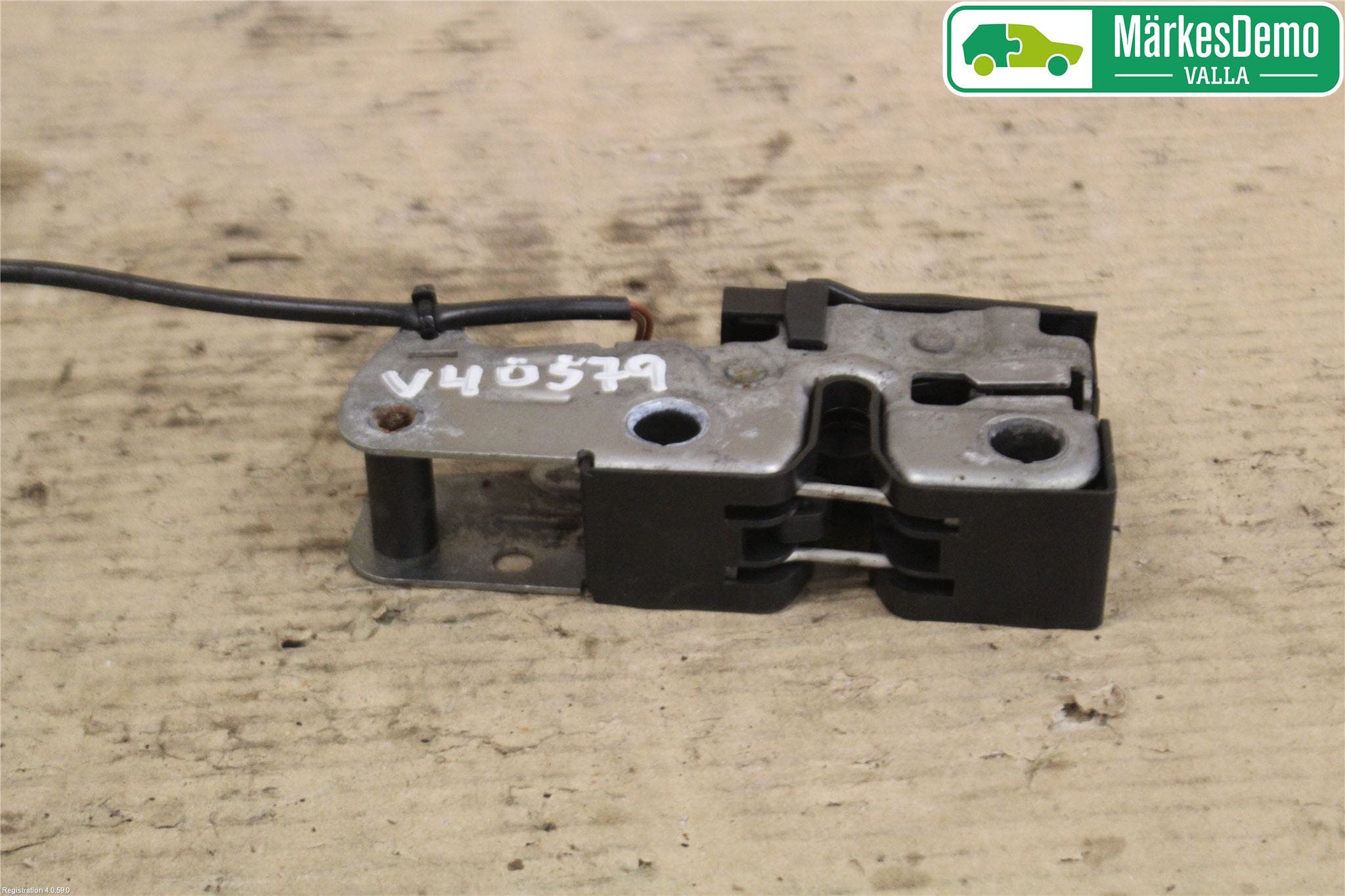 Volkswagen VW PASSAT 05-11 Huvlås