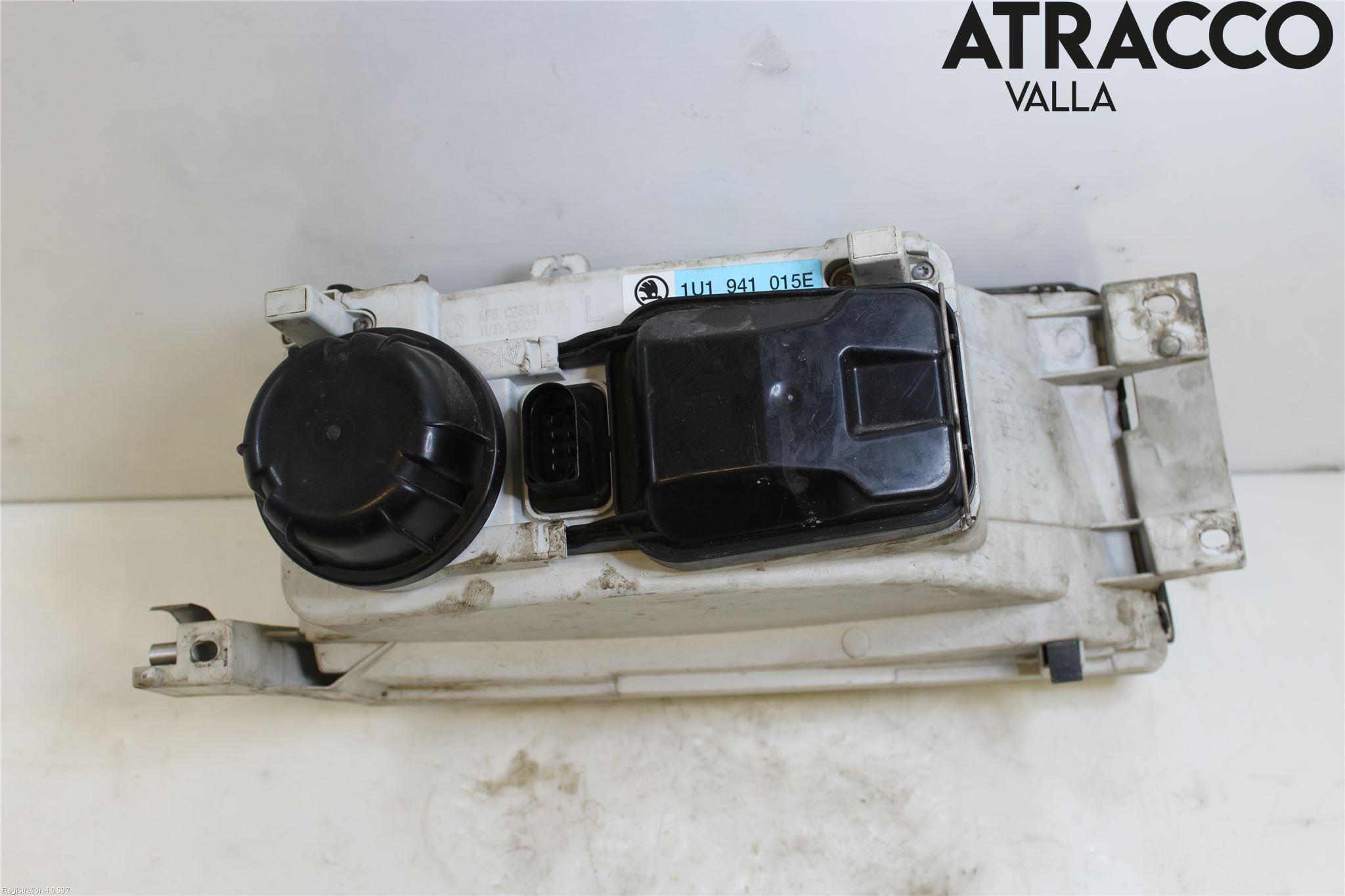 Skoda OCTAVIA (1U) 96-11 Strålkastare Vänster