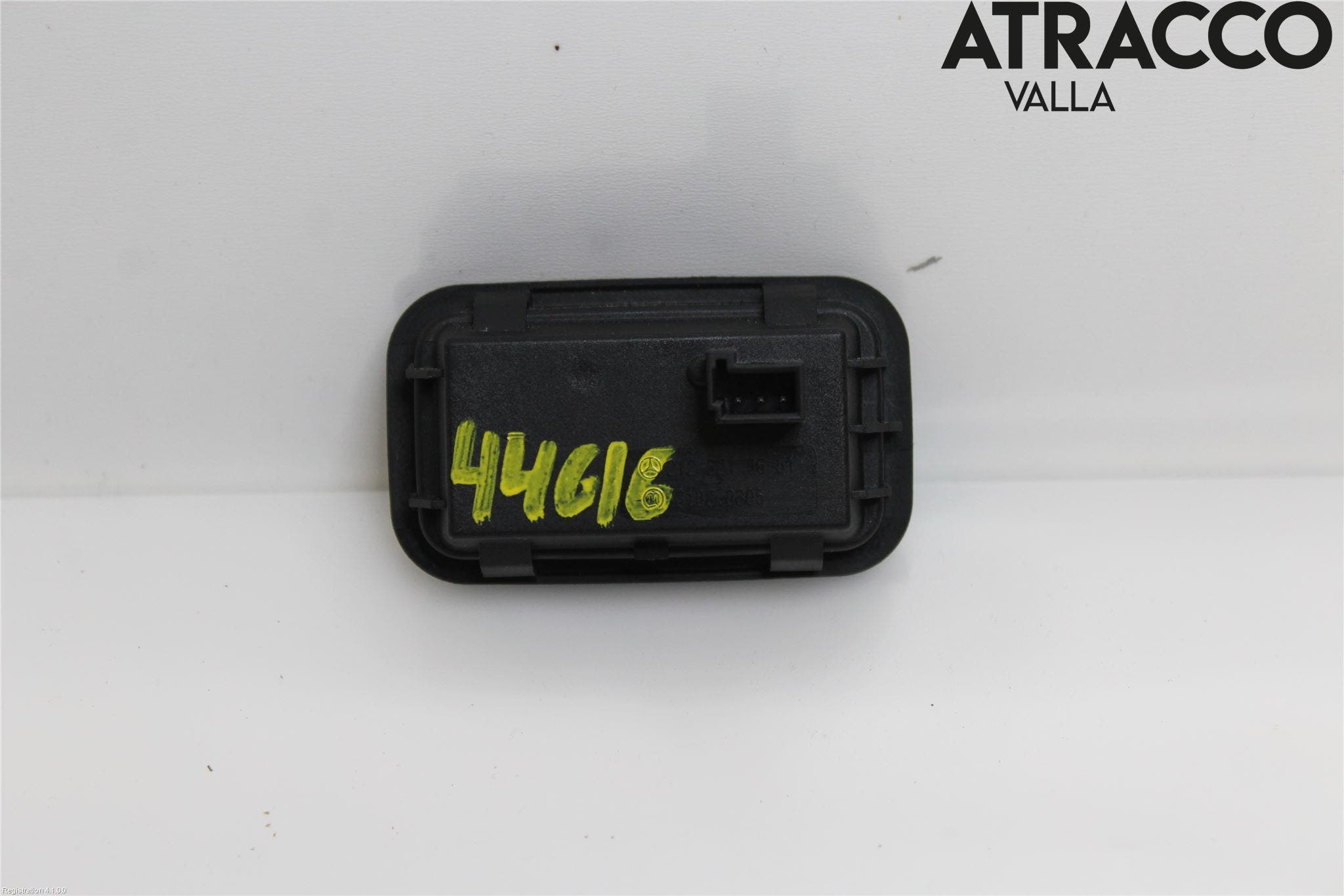 Mercedes-Benz MB C-KLASS (W205) 14-21 Strömställare Baklucka