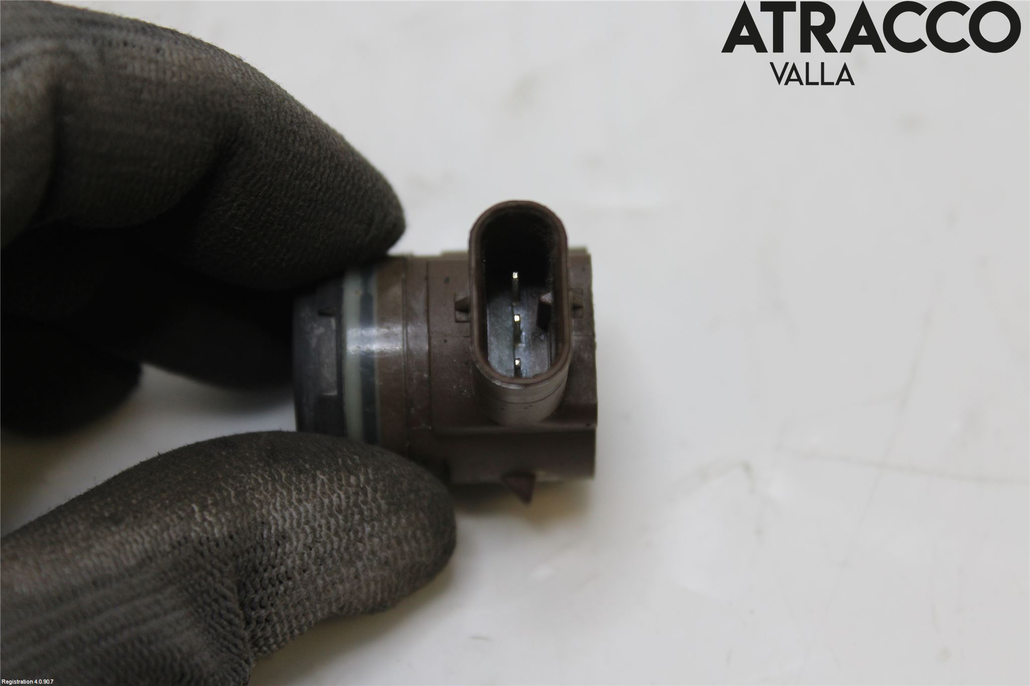 Skoda SUPERB 16-24 Parkeringshjälp Frontsensor