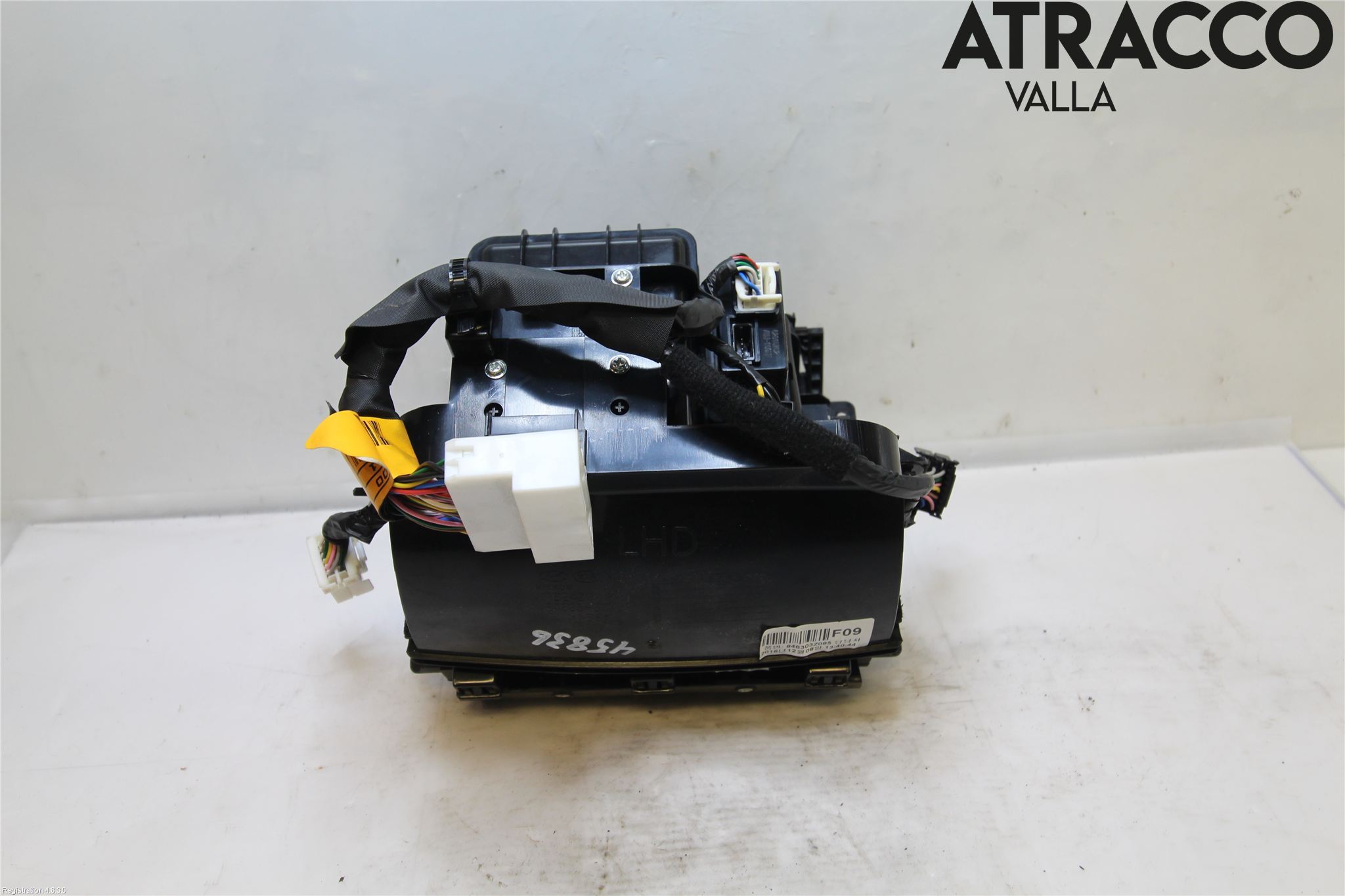 Hyundai i40 16-18 Instrumentbräda Förvaringsfack