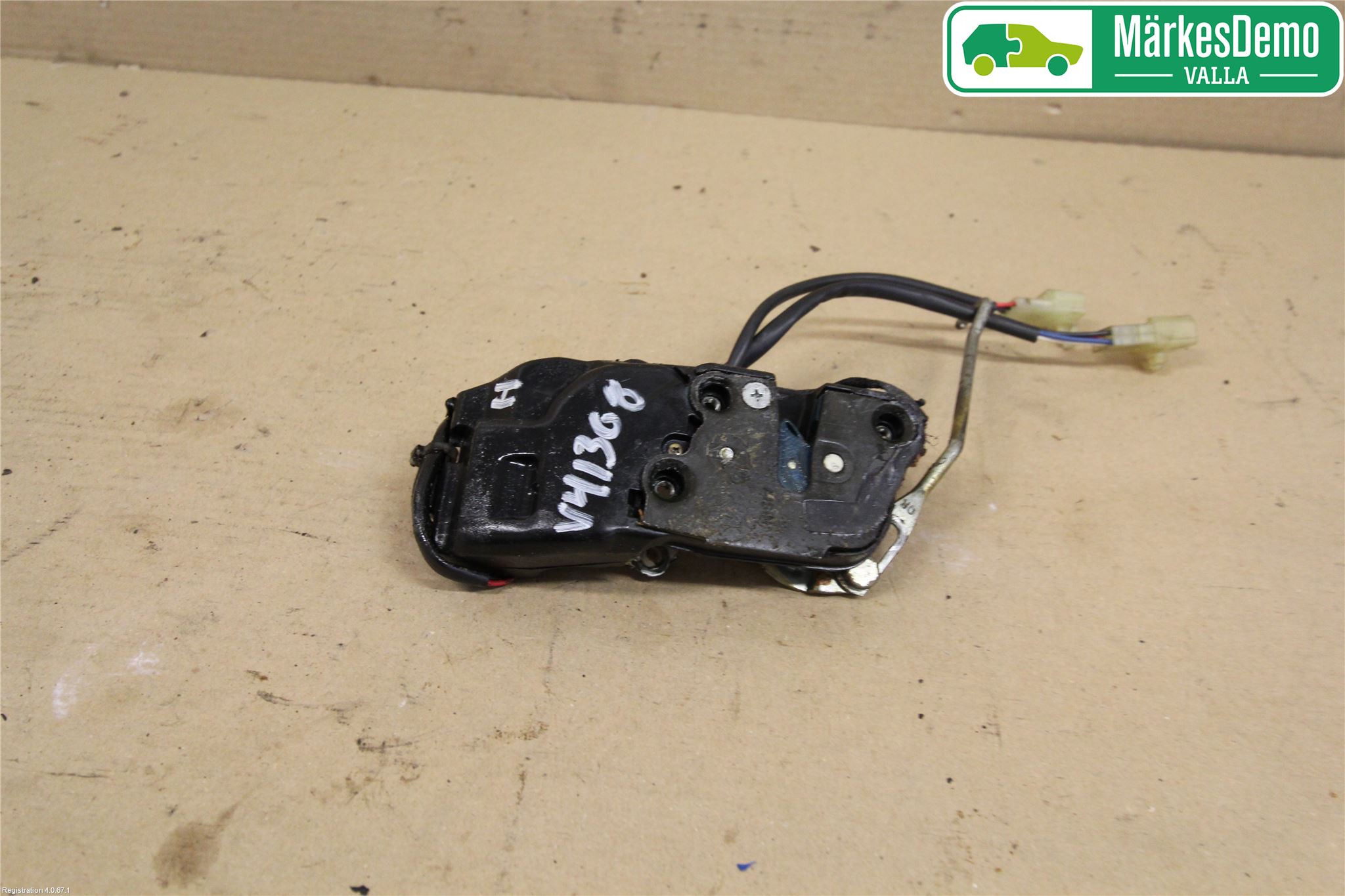 Suzuki VITARA 88-98 Låskista-Dörrlås