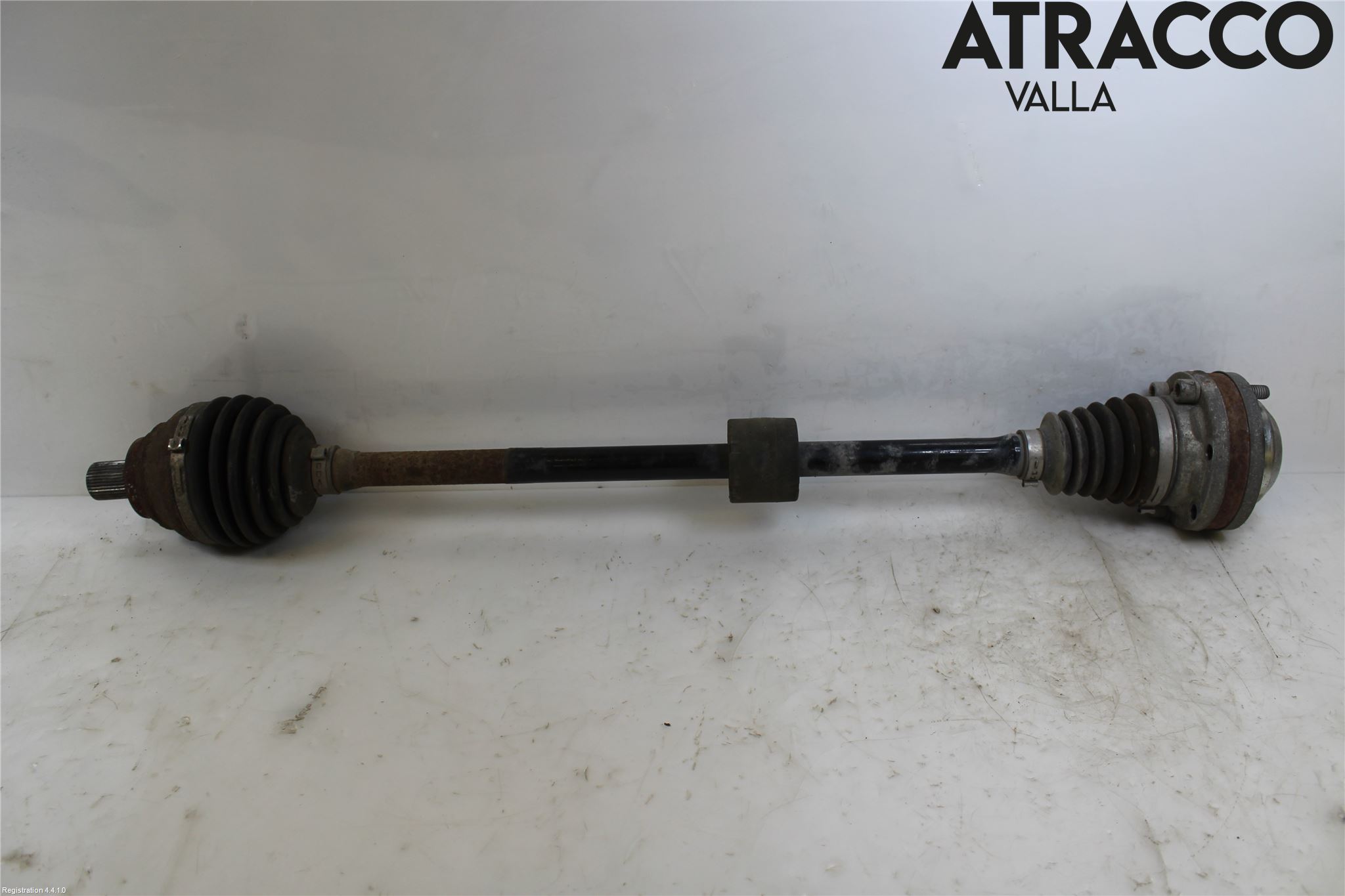 Volkswagen VW PASSAT 15-19 Drivaxel Fram Höger