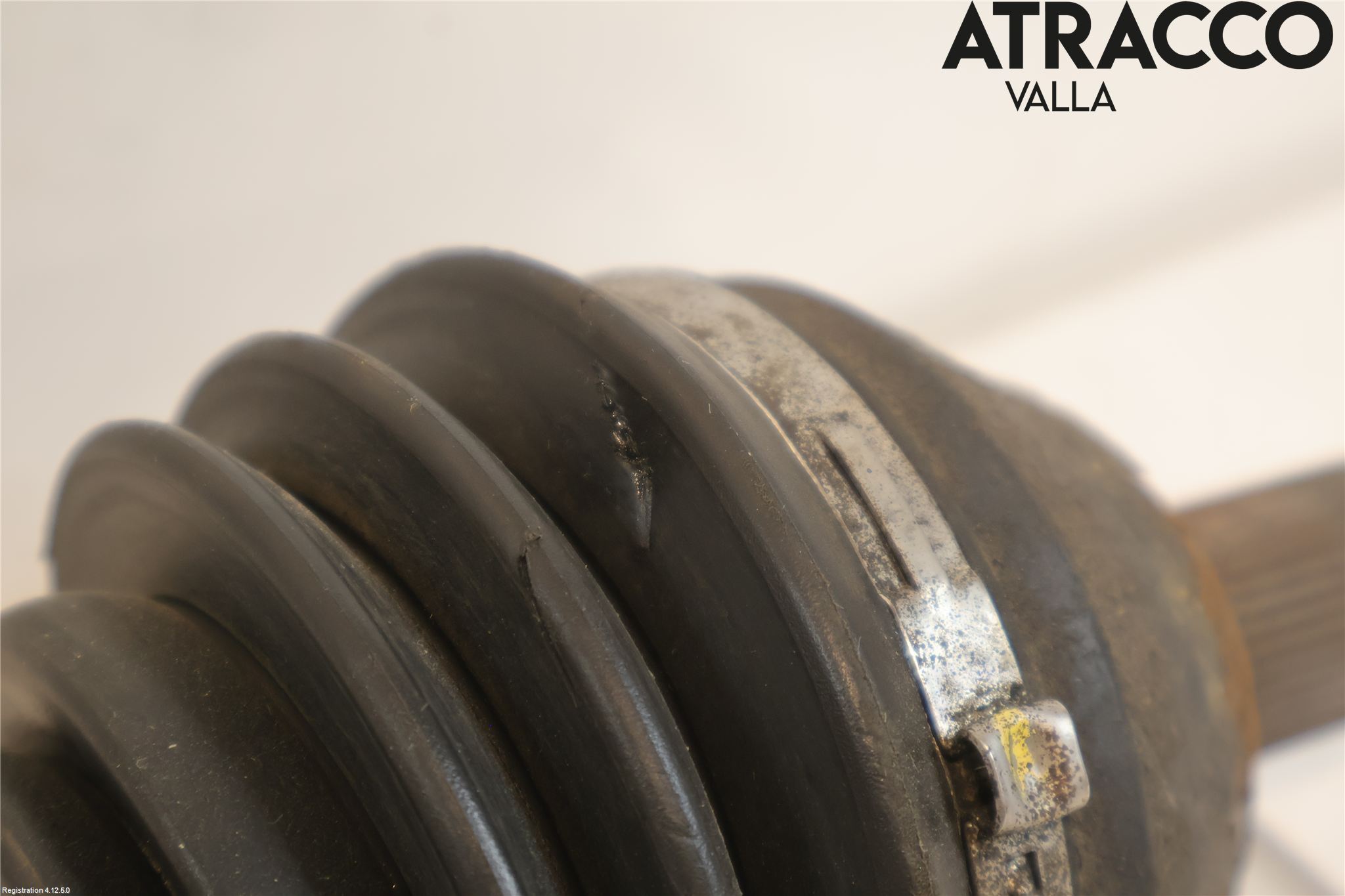 Volvo XC70 08-13 Drivaxel Fram Vänster