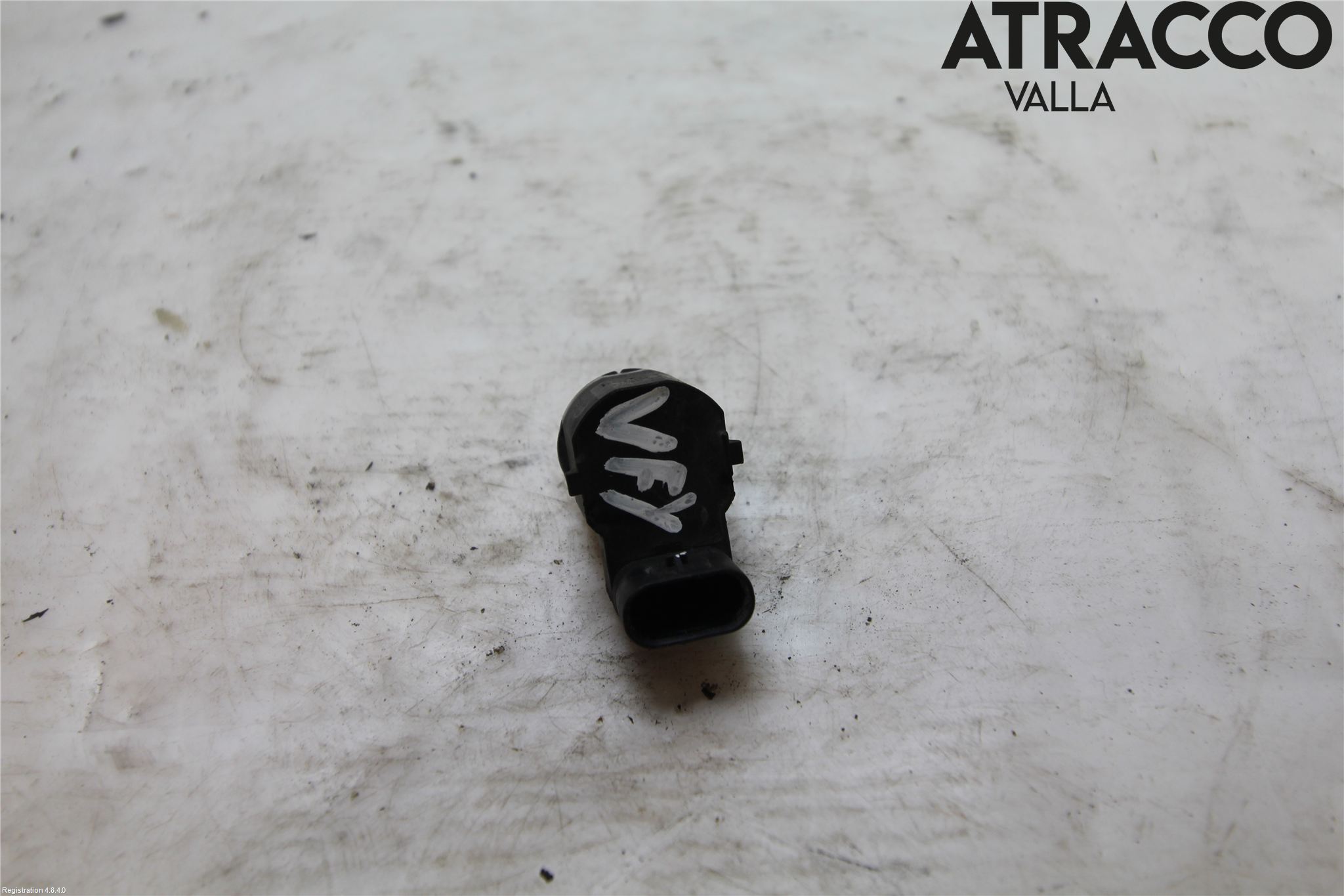 BMW 5 F10/F11/F18 09-17 Parkeringshjälp Frontsensor