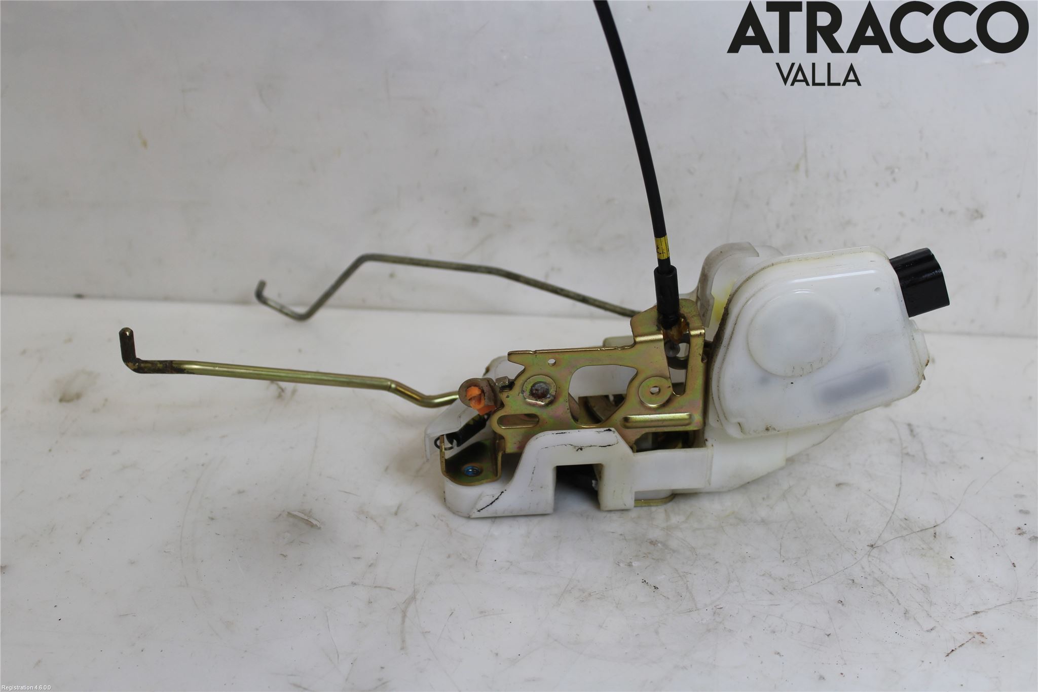 Mitsubishi OUTLANDER 01-07 Låskista-Dörrlås