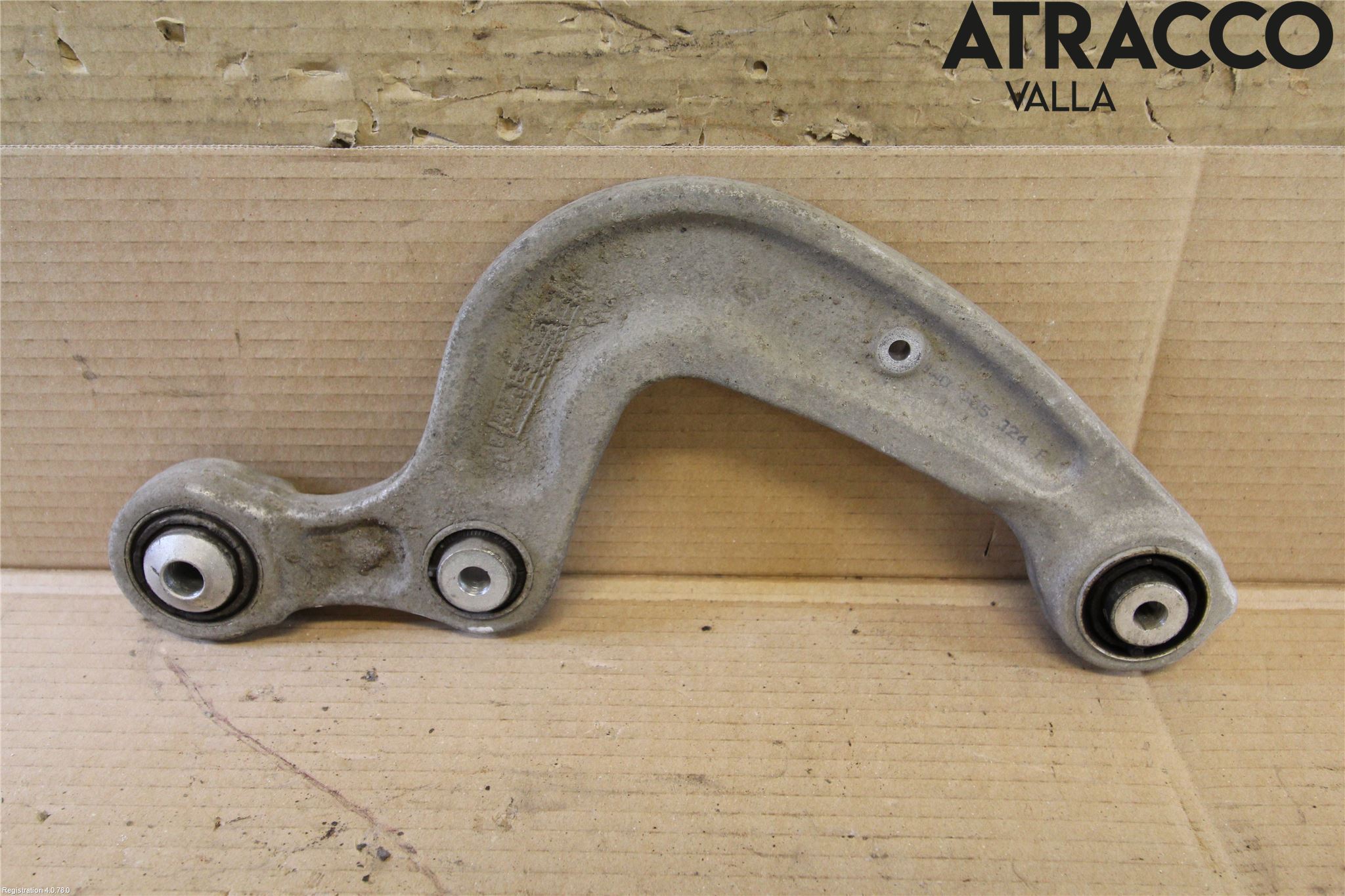 Audi A4/S4 B9 16-19 Bärarm Bak Övre Höger