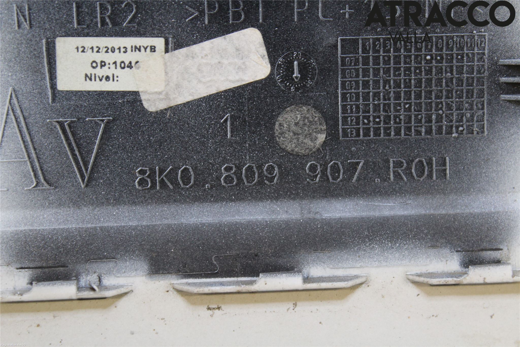 Audi A4 12-15 Tanklucka