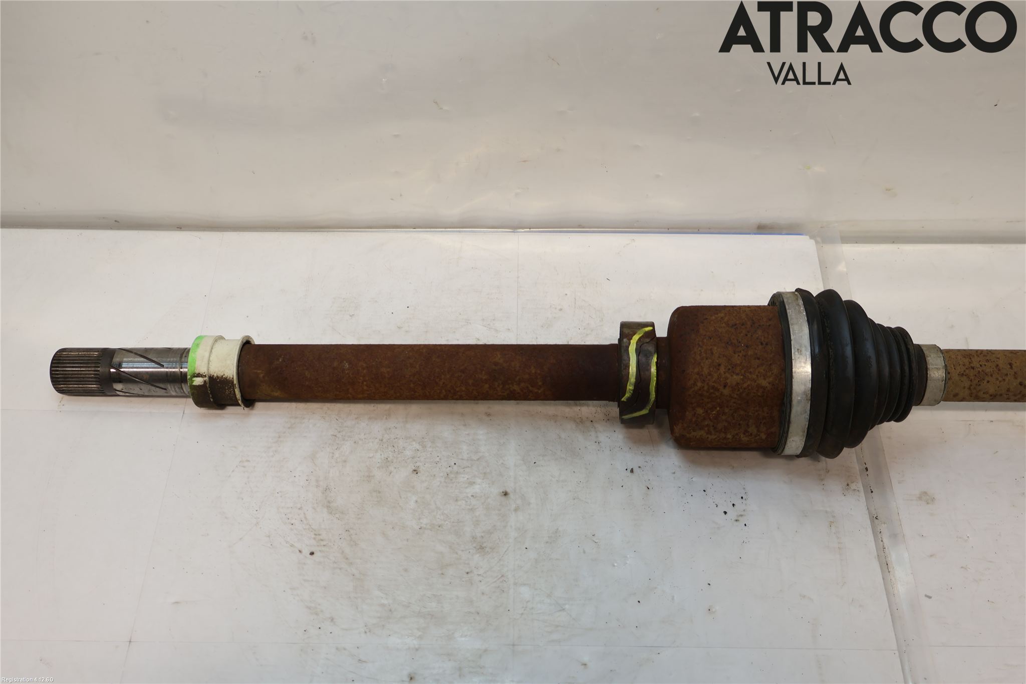 Opel MOVANO B 10-22 Drivaxel Fram Höger