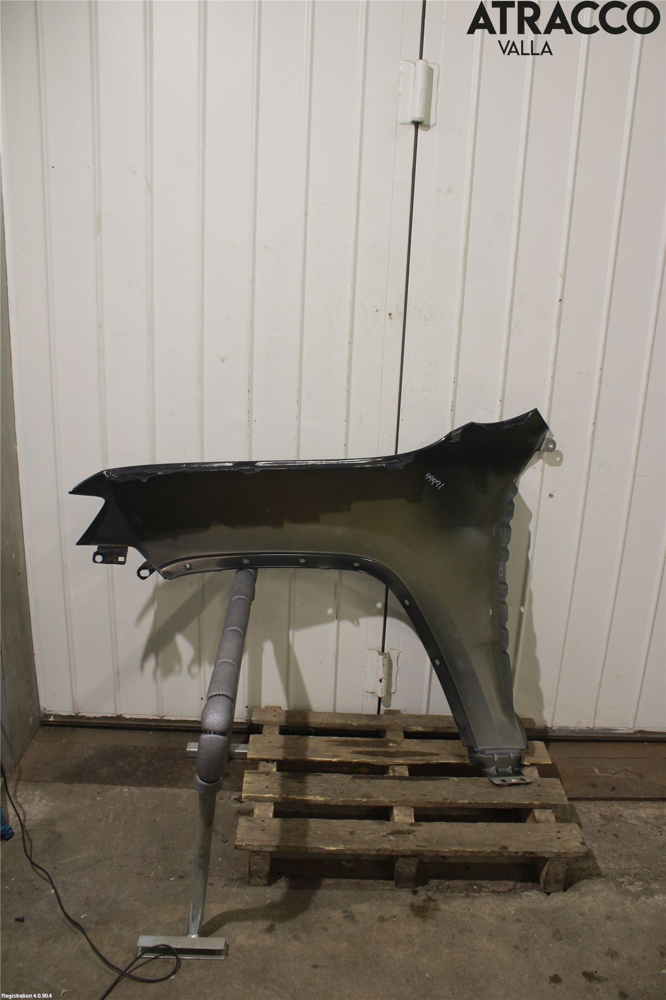 Jeep GRAND CHEROKEE 10-20 Skärm Fram Höger