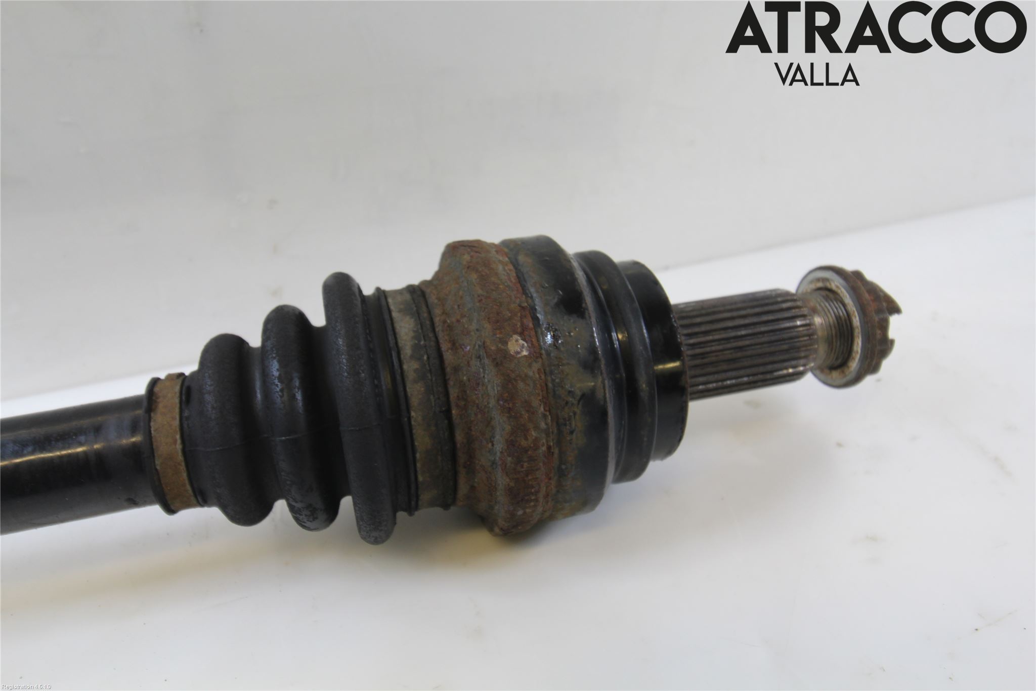 BMW 5 F10/F11/F18 09-17 Drivaxel Bak Höger