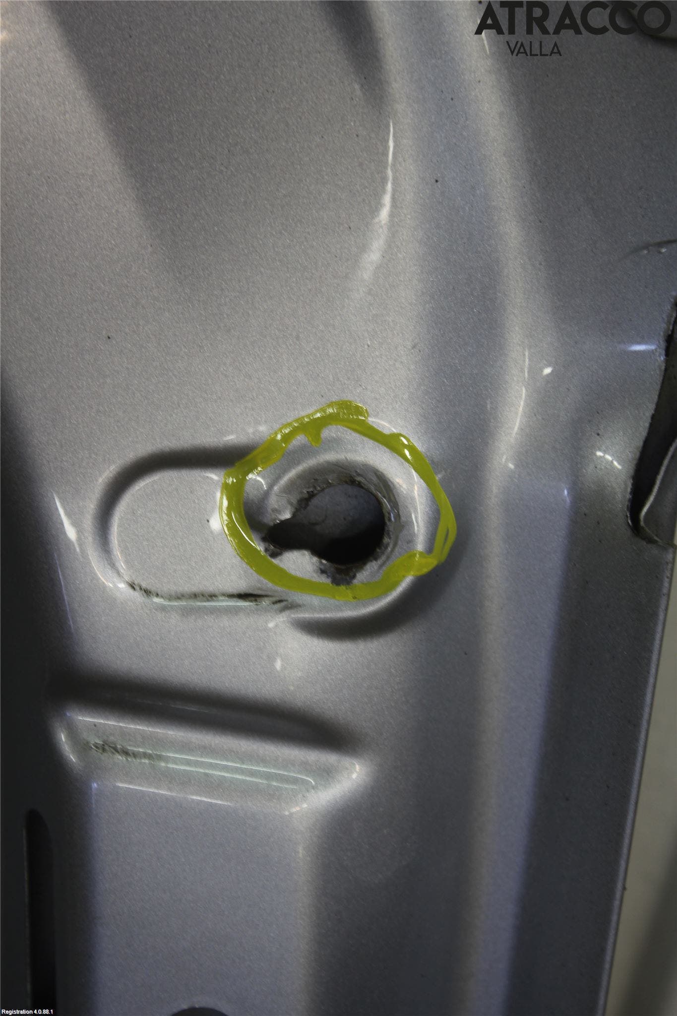 Volkswagen VW JETTA V 06-10 Huv Fram