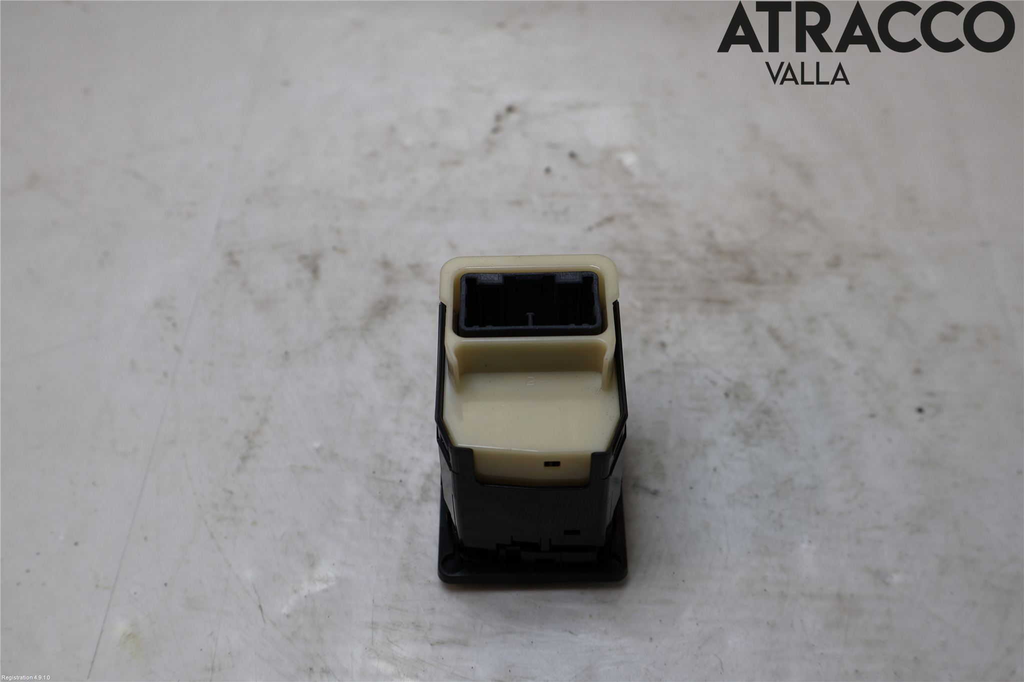 Toyota AURIS 13-19 Strömställare Spegel