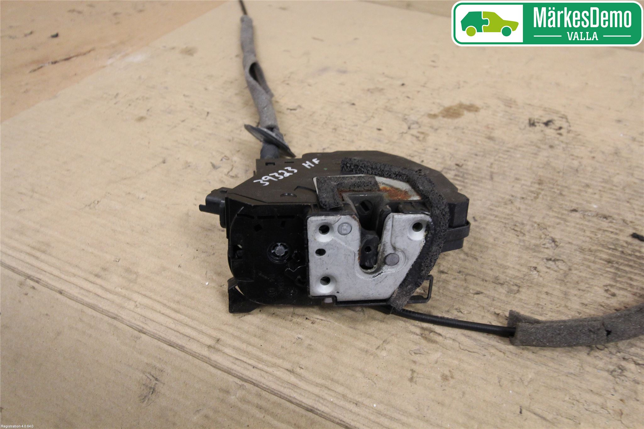 Renault CLIO IV 12-16 Låskista-Dörrlås