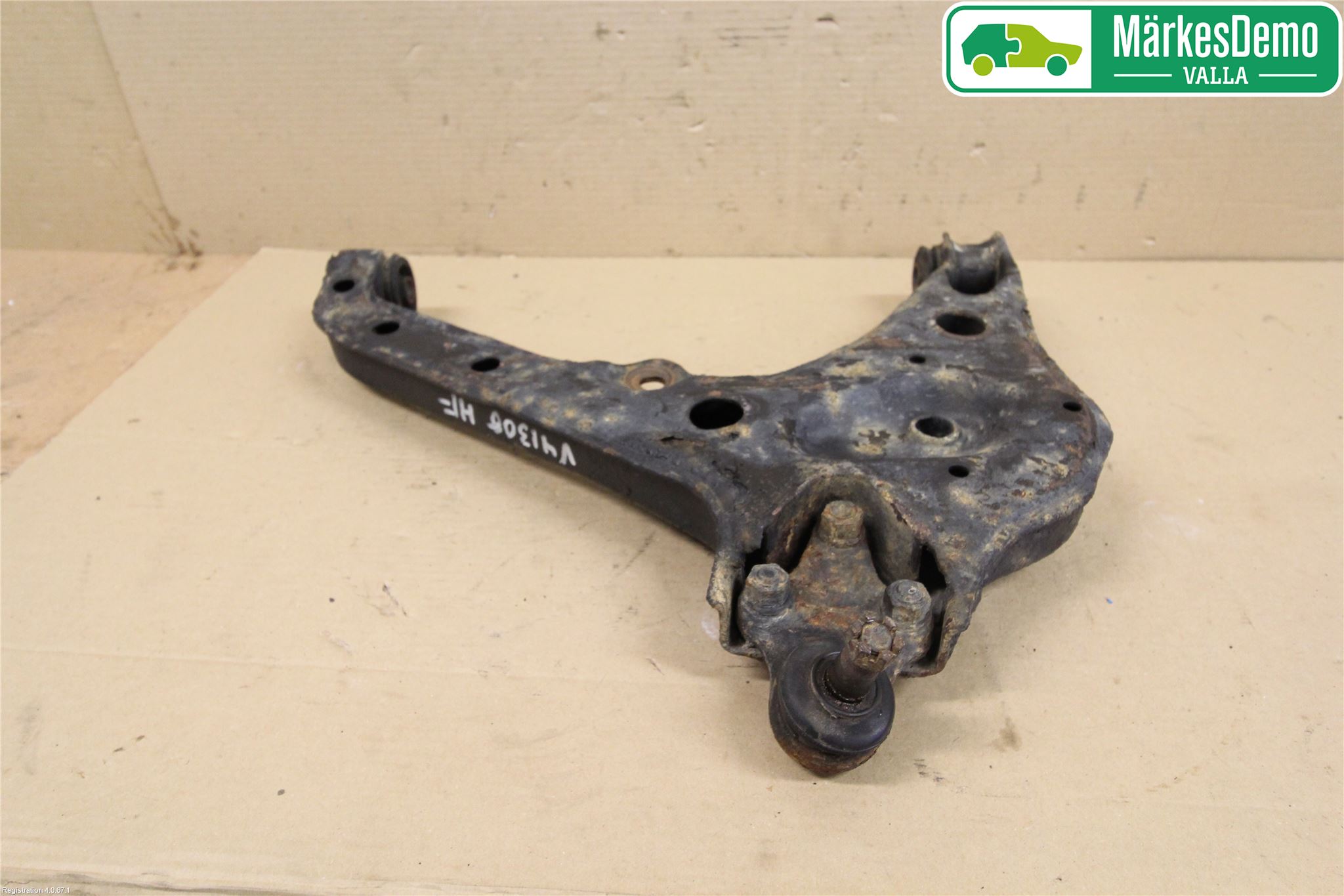 Suzuki VITARA 88-98 Bärarm Fram Undre Hö