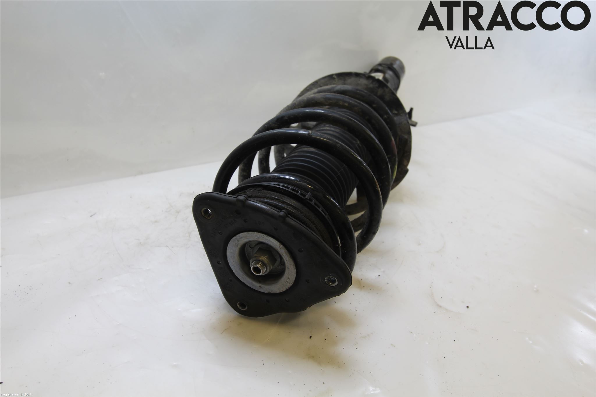 Ford FOCUS 15-18 Fjäderben Fram Höger