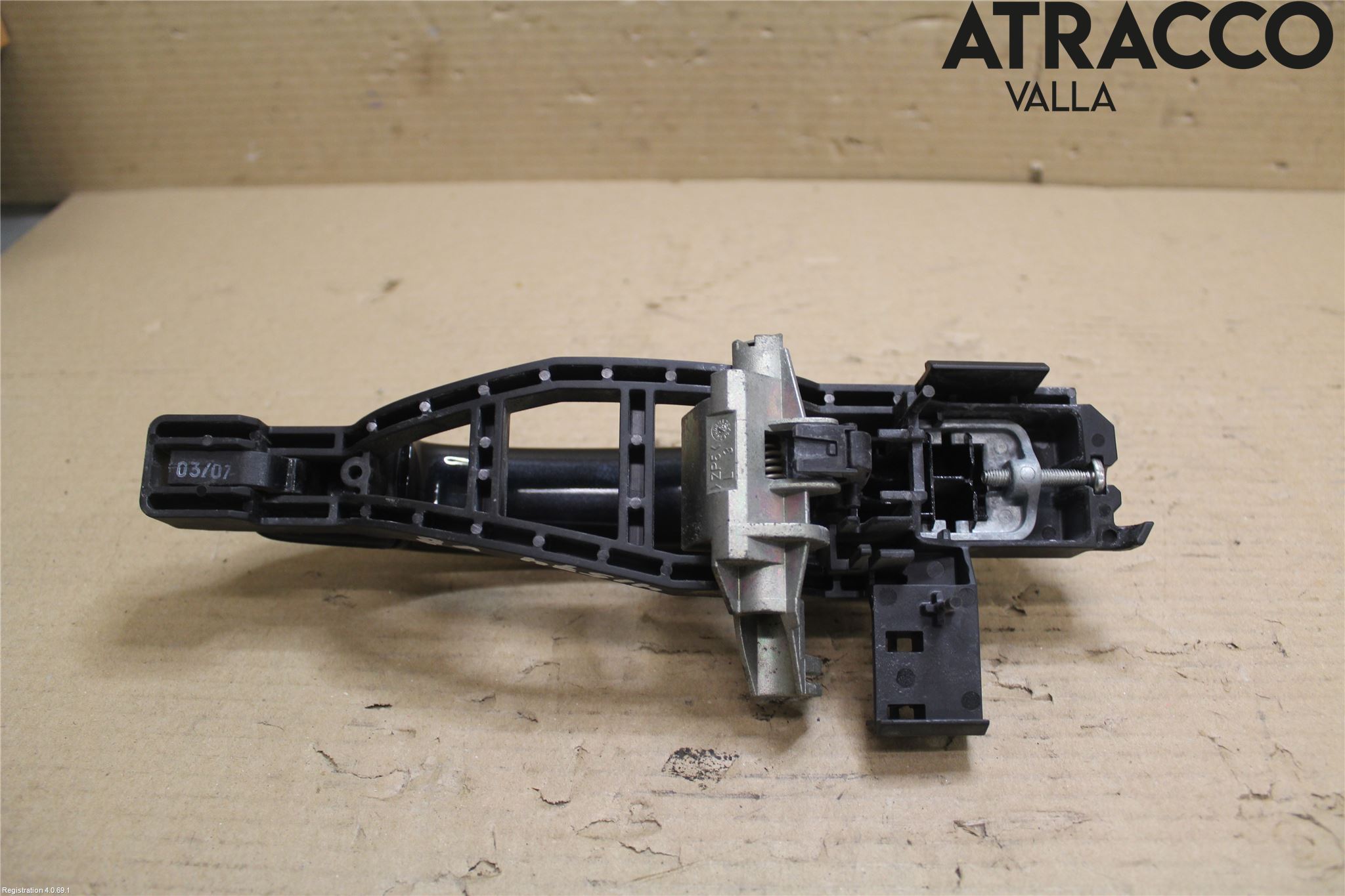 Ford FOCUS     04-07 Dörrhandtag Yttre Vä