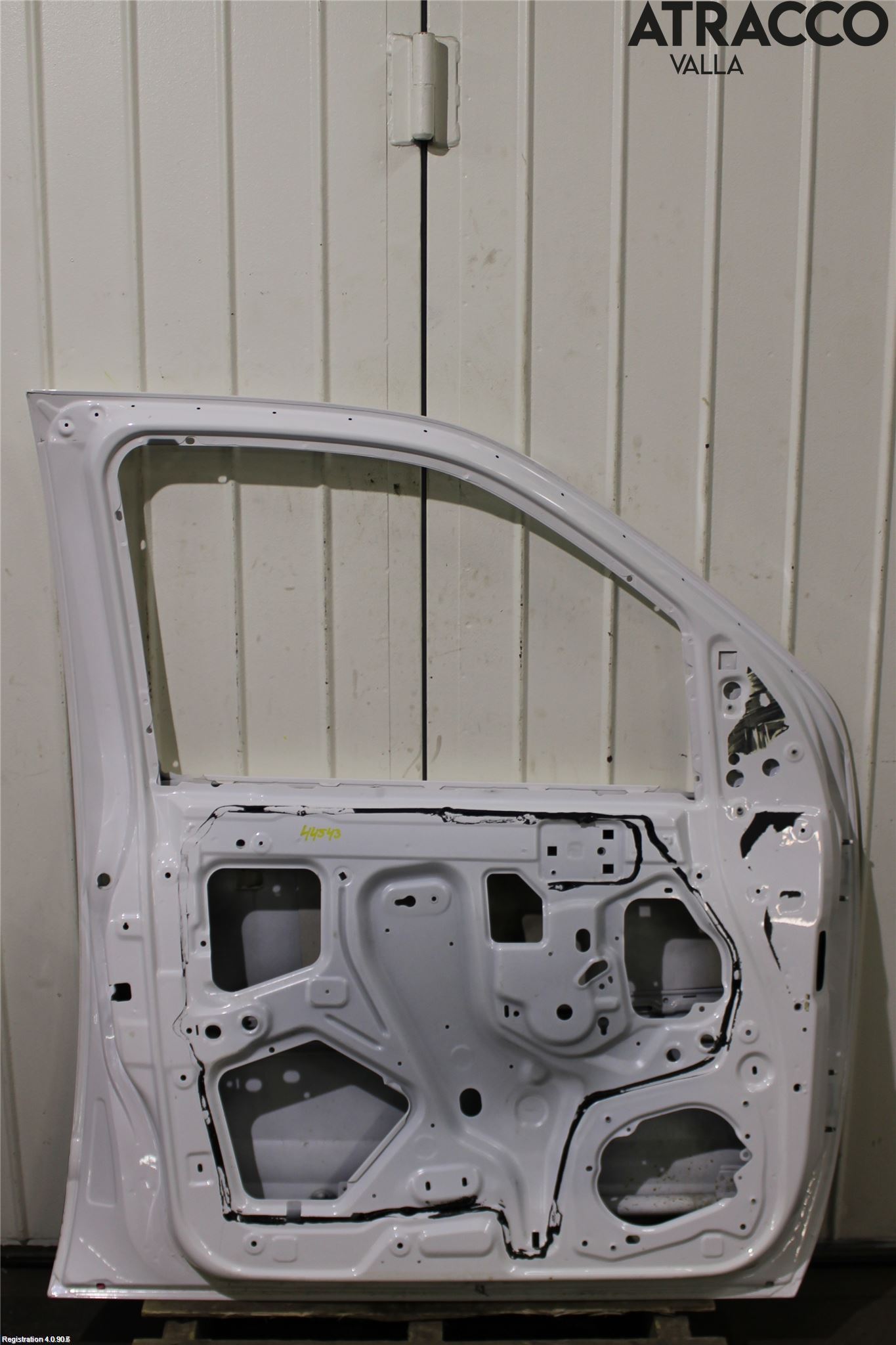 Nissan NAVARA 05-16 Dörr Fram Vänster