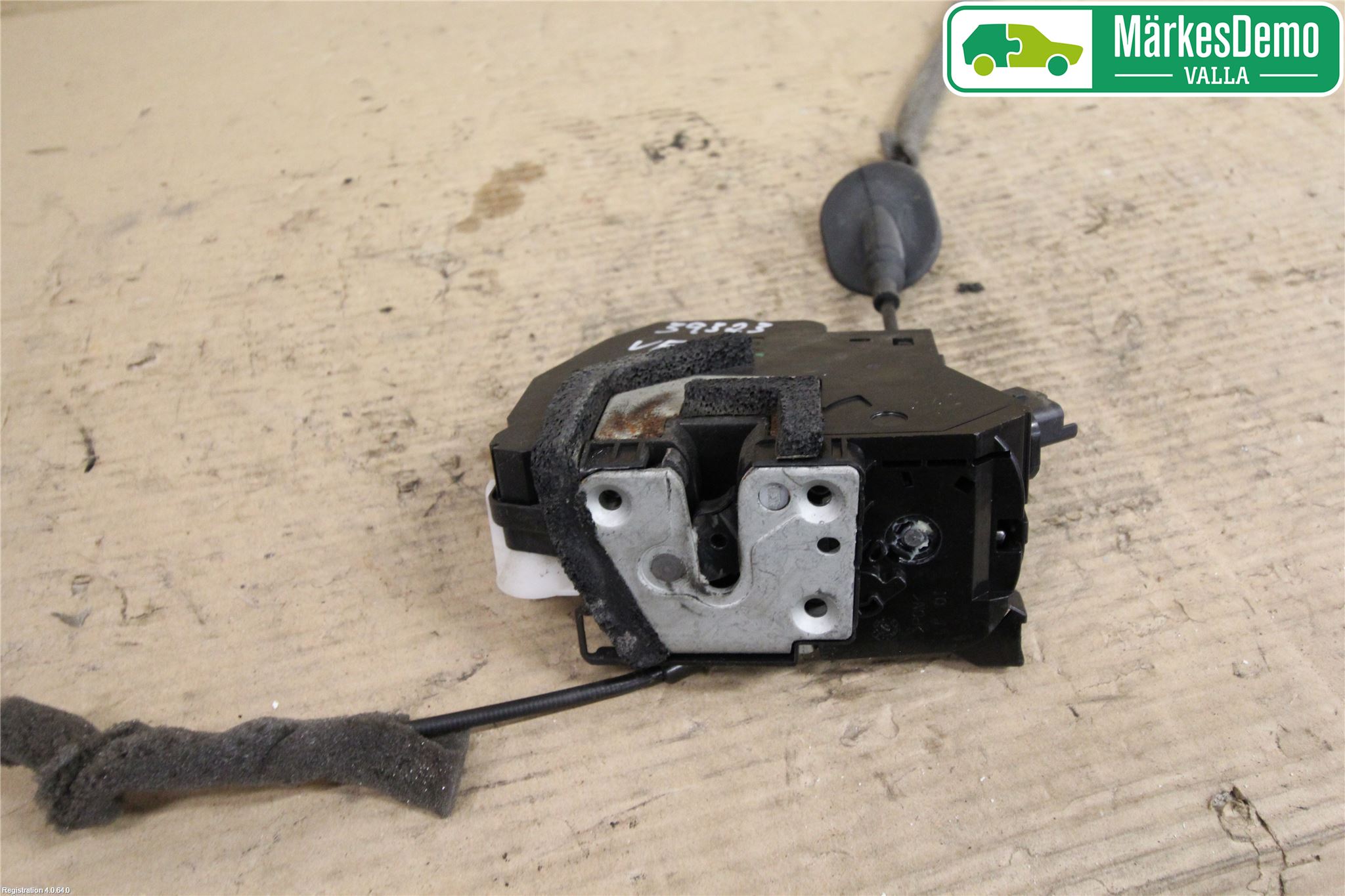 Renault CLIO IV 12-16 Låskista-Dörrlås