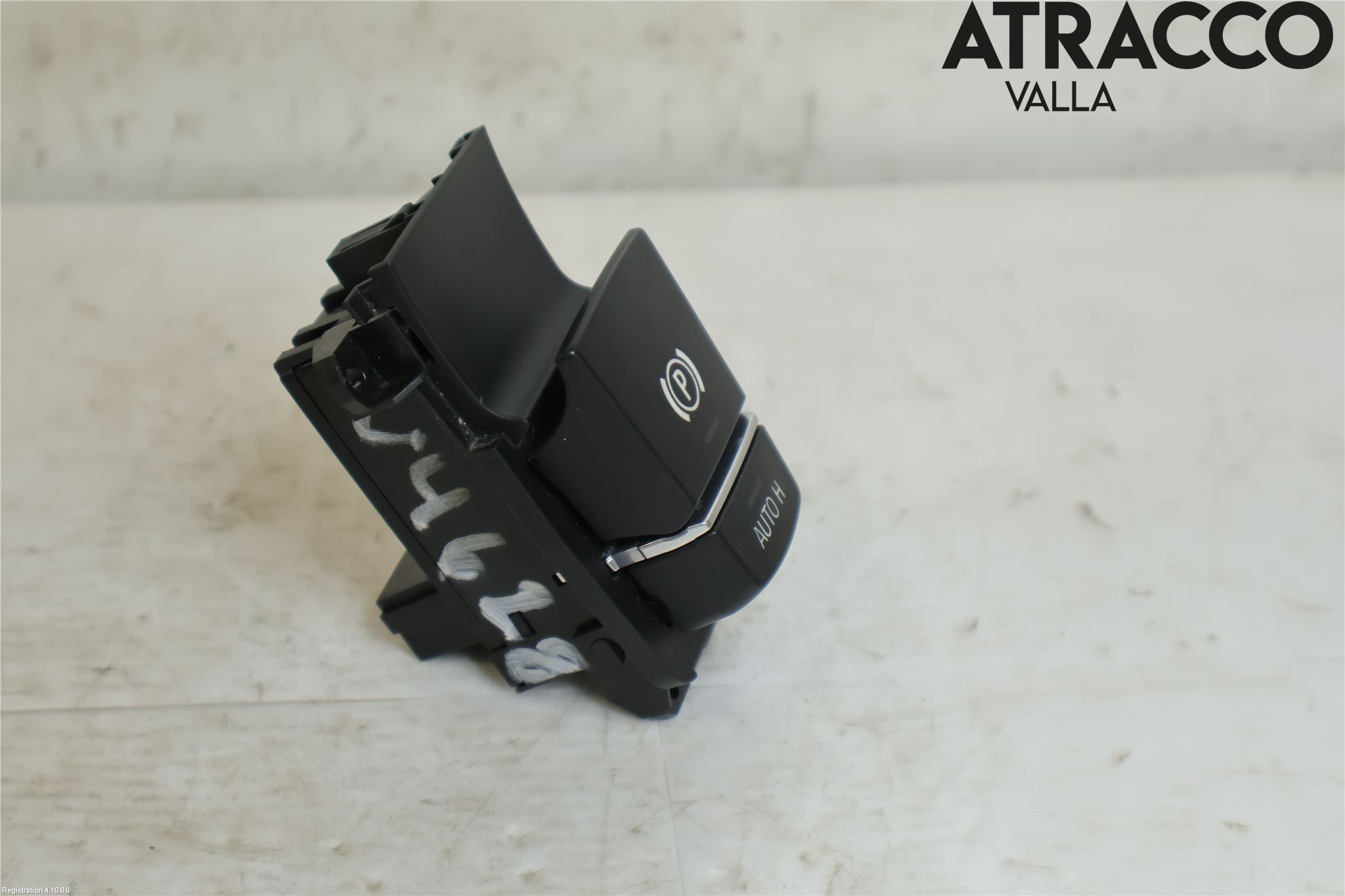 BMW 5 F10/F11/F18 09-17 Strömställare Parkeringsbroms