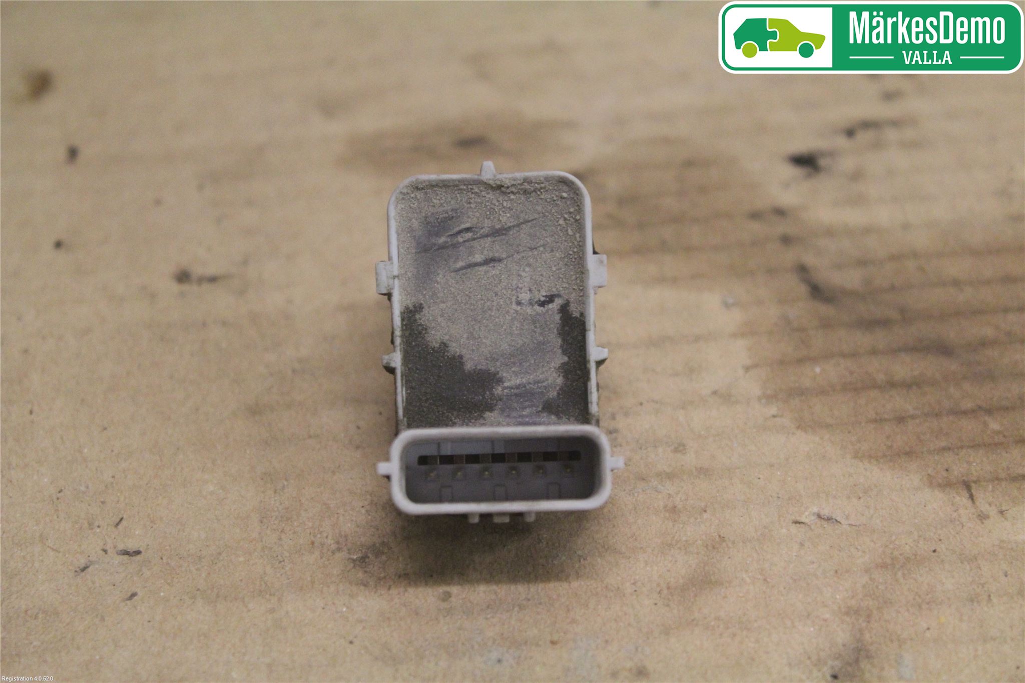 Hyundai VELOSTER 12-17 Parkeringshjälp Backsensor