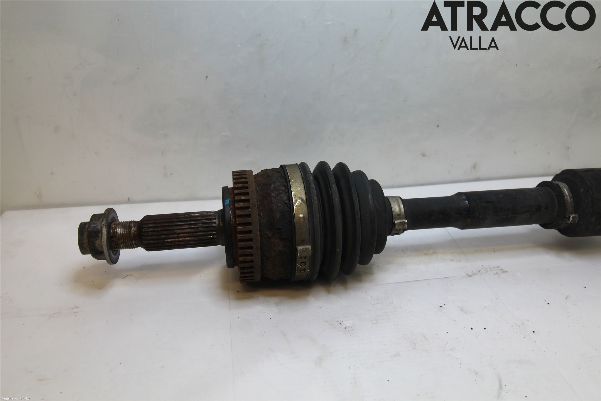 Hyundai i40 08-15 Drivaxel Fram Höger