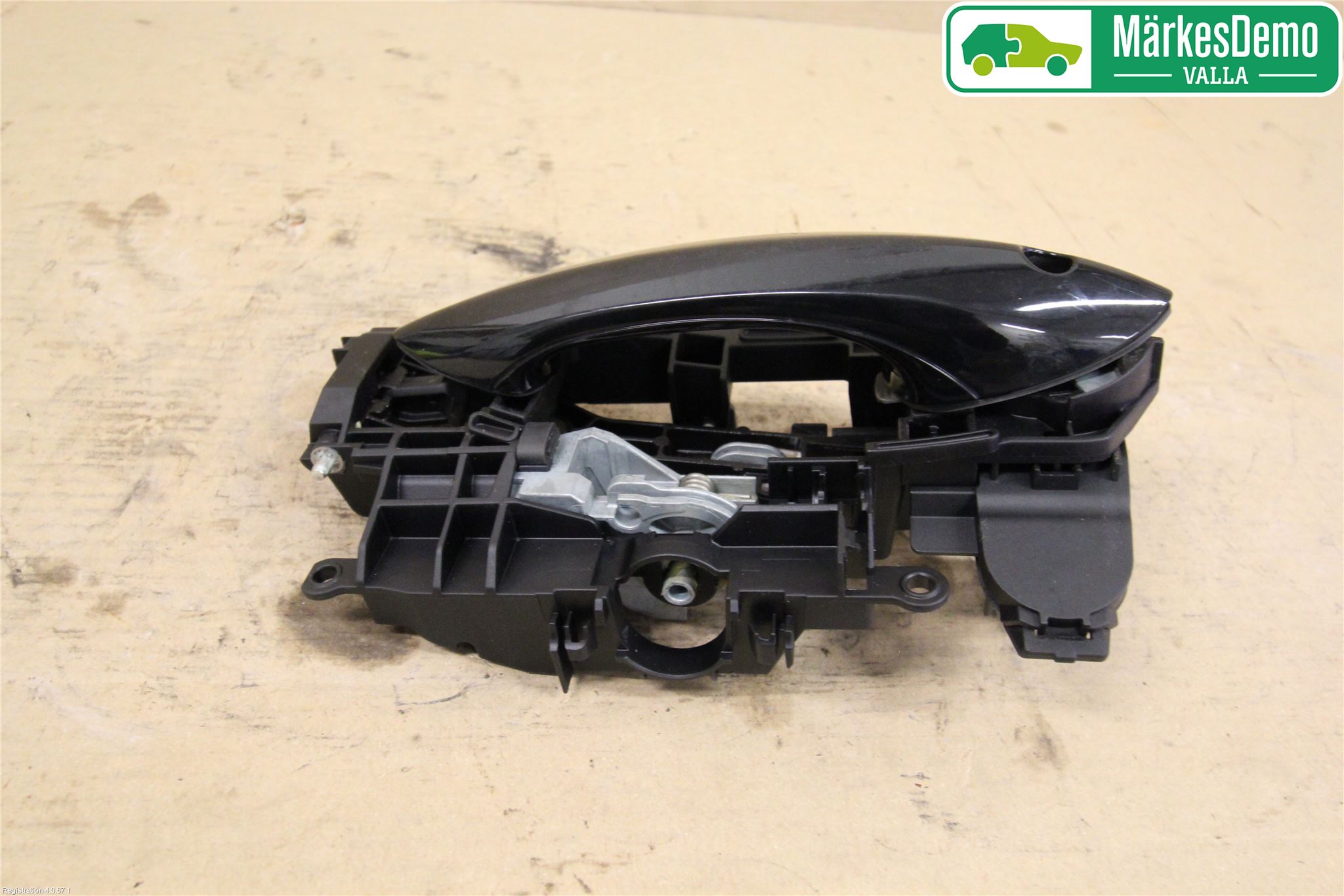 BMW 5 F10/F11/F18 09-17 Dörrhandtag Yttre Vä