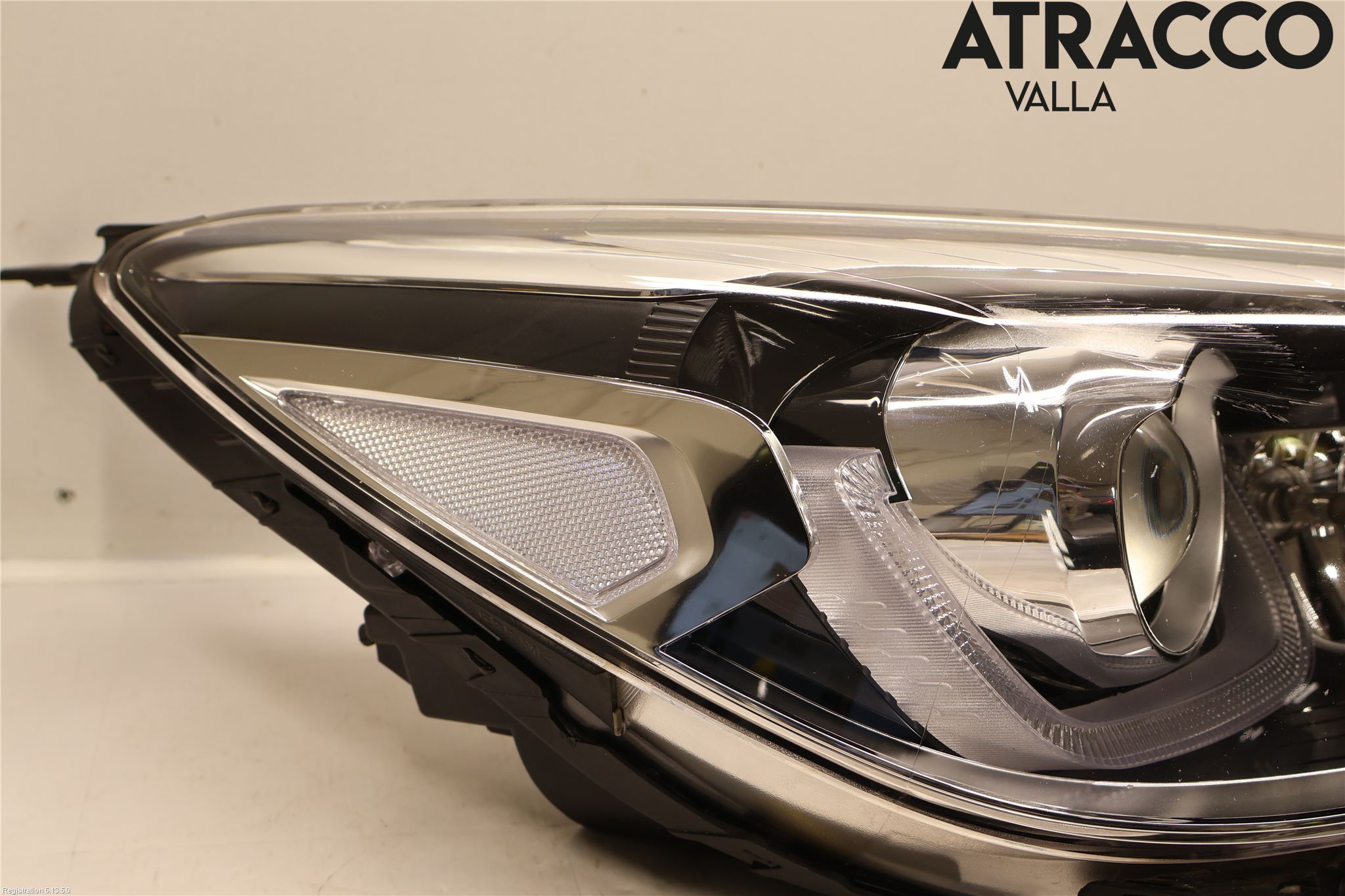 Kia RIO 17- Strålkastare Höger