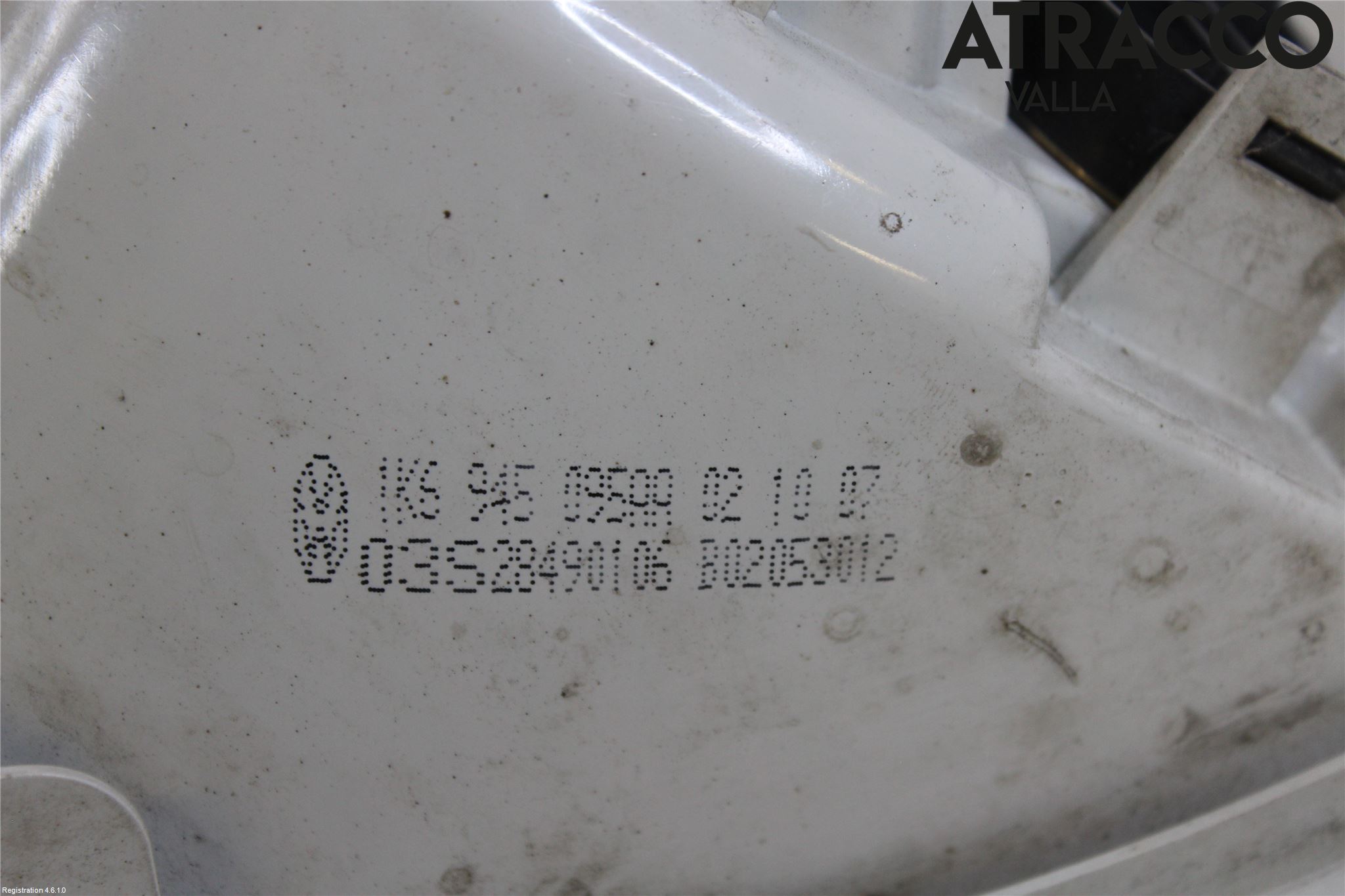 Volkswagen VW GOLF V 04-09 Bakljus Vänster