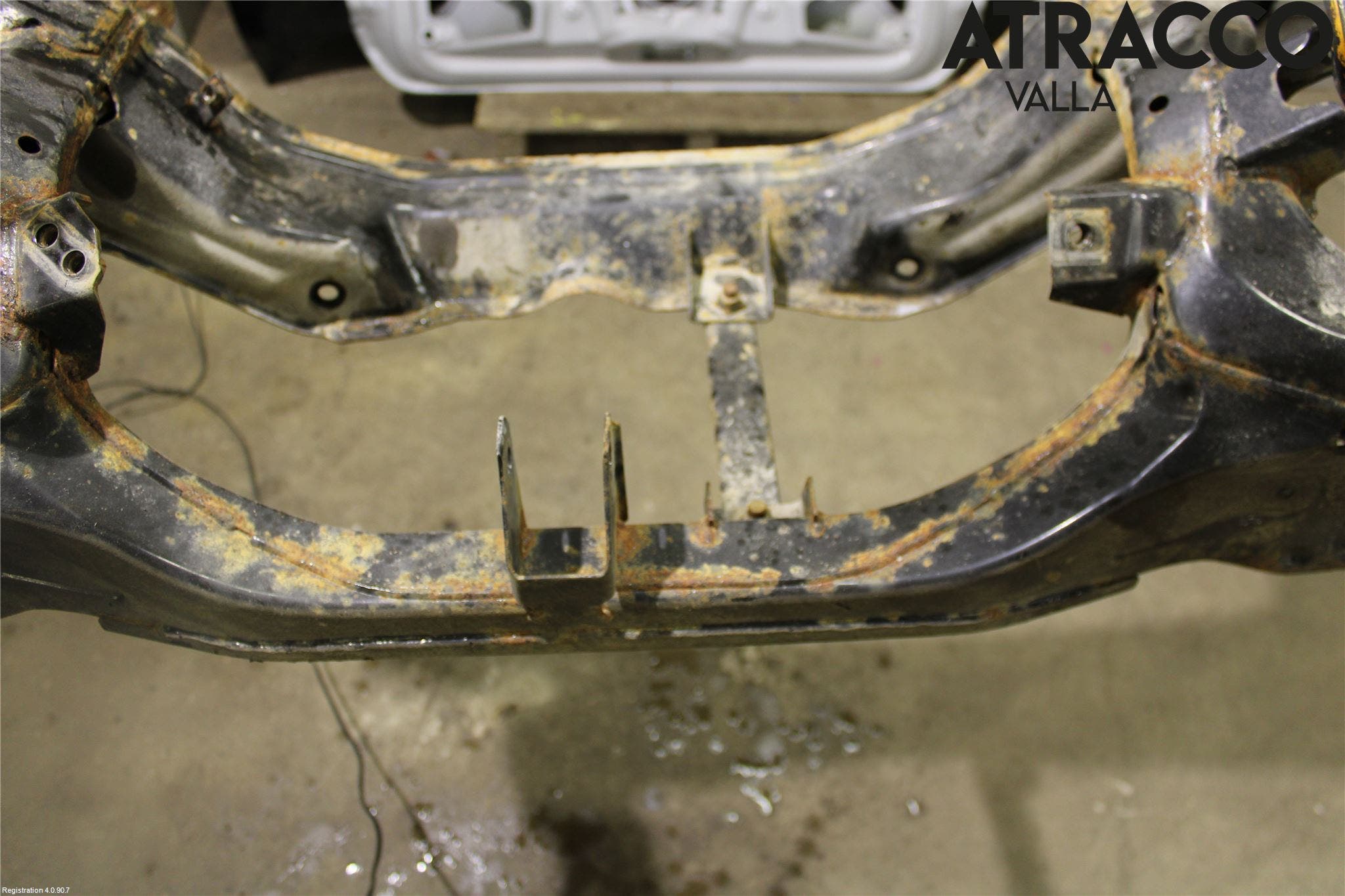 Mitsubishi OUTLANDER 13-21 Bakaxelbalk