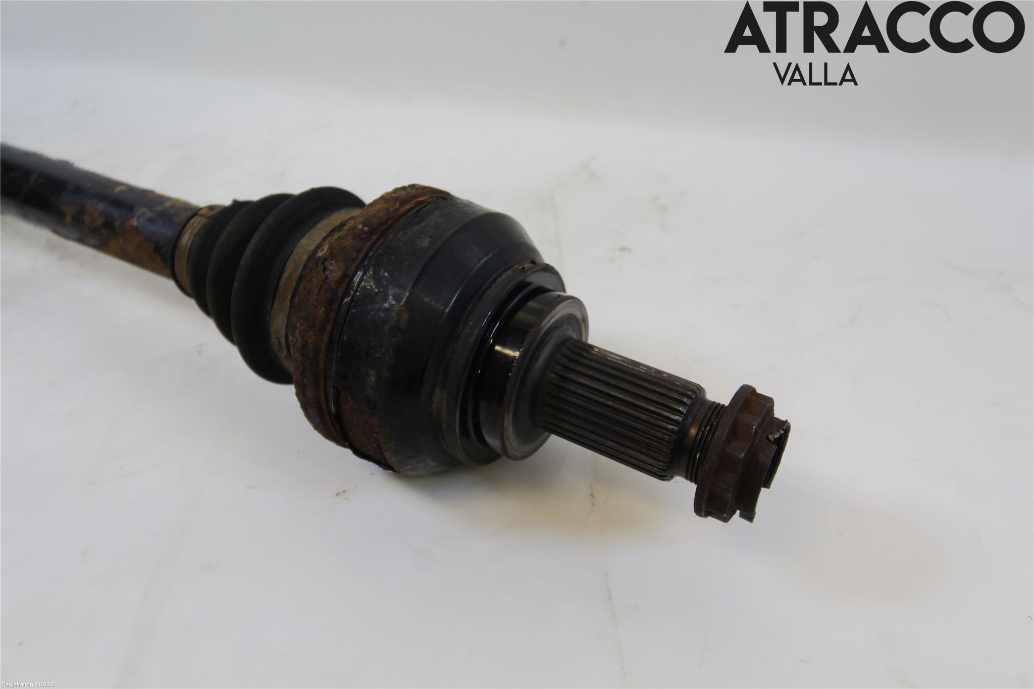 BMW 7 E65/66    00-08 Drivaxel Bak Vänster