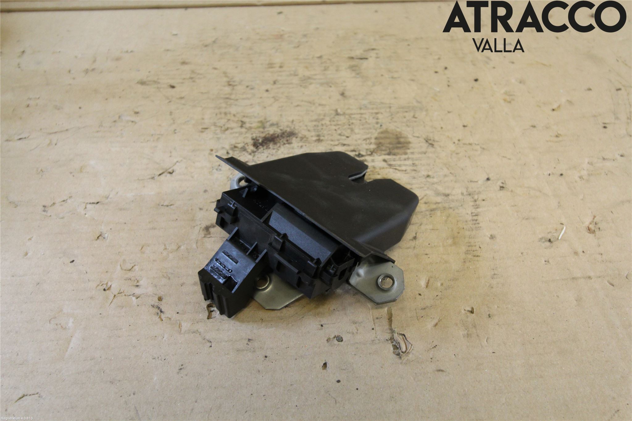 Volvo V40 12-19 Låskista Baklucka