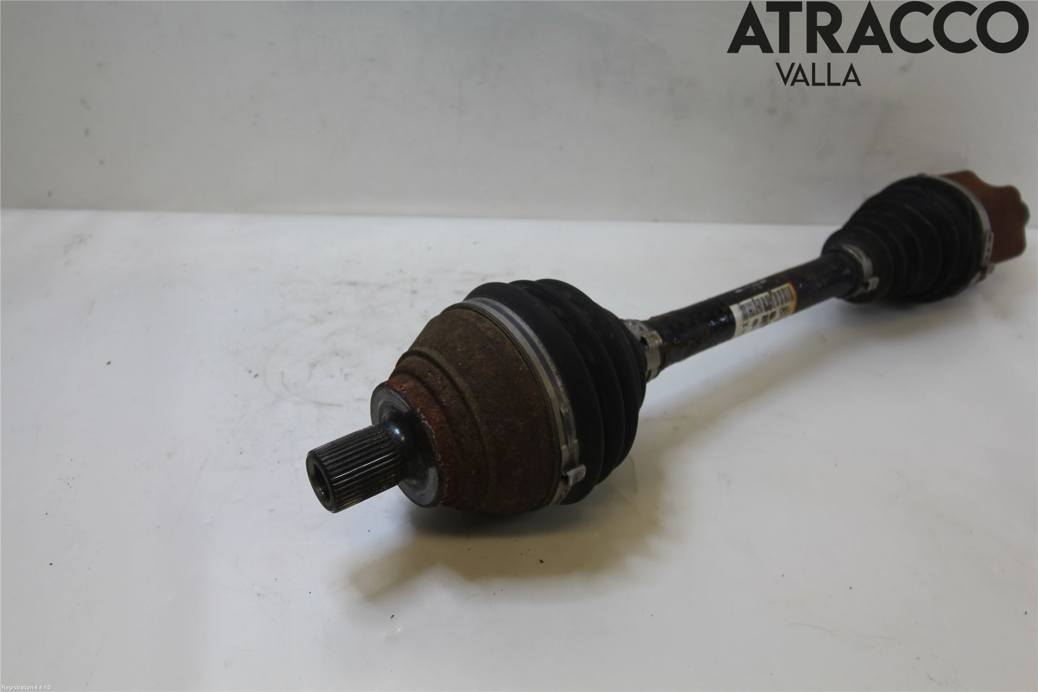 Volkswagen VW PASSAT 15-19 Drivaxel Fram Vänster