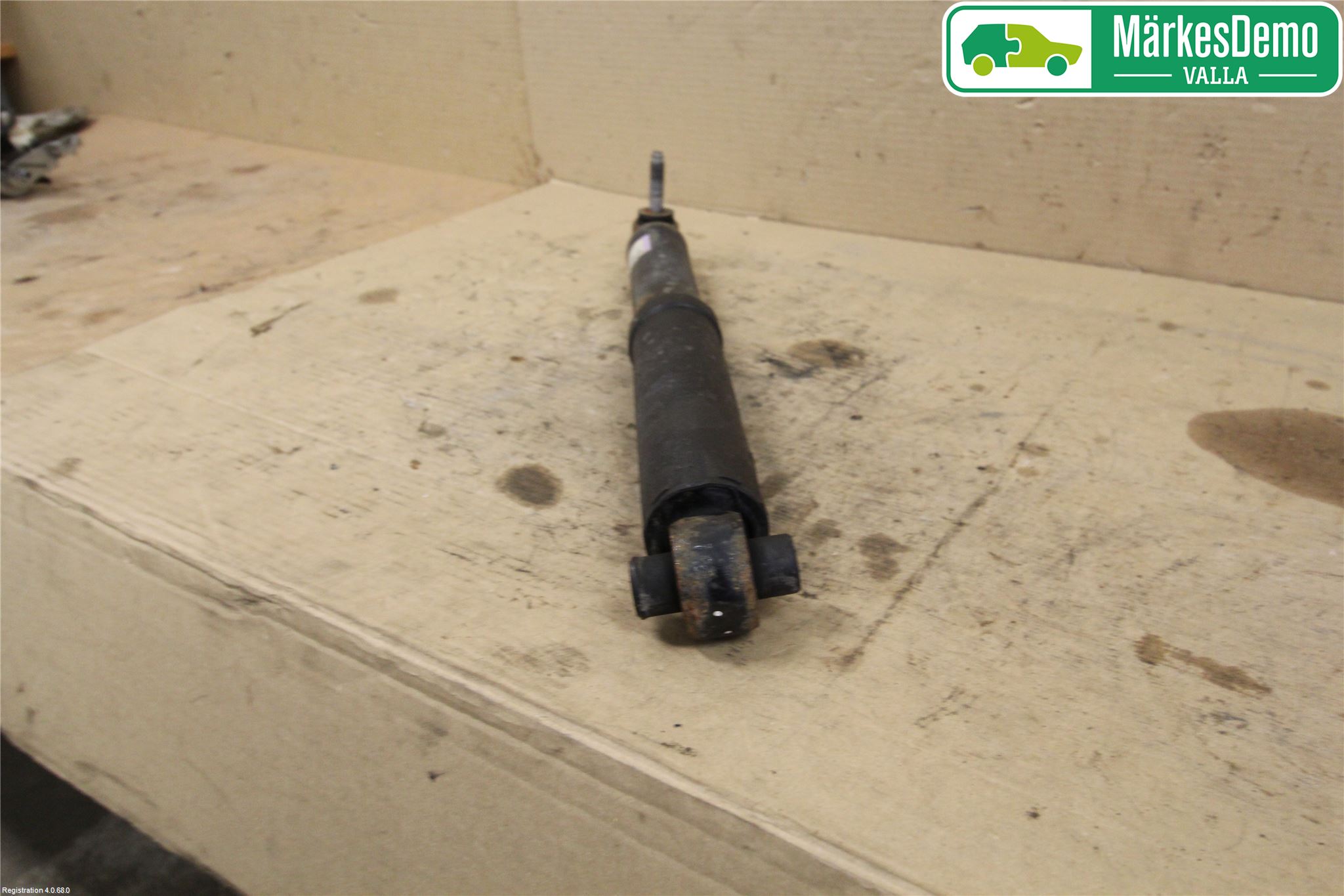 Nissan QASHQAI 14-17 Stötdämpare Bak