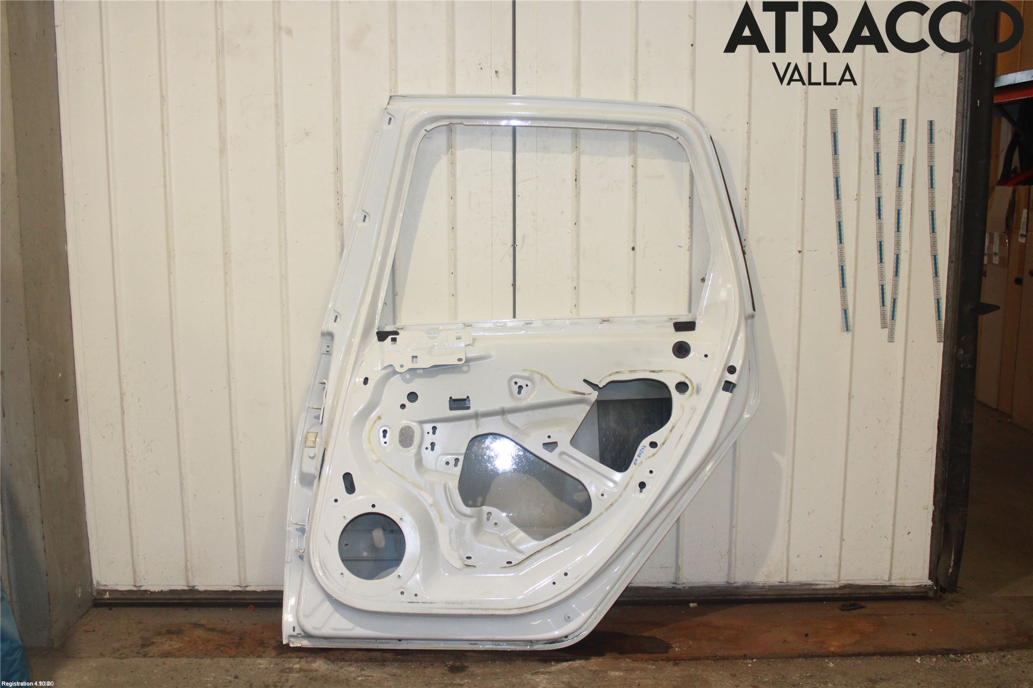 Peugeot 308 08-13 Dörr Bak Höger