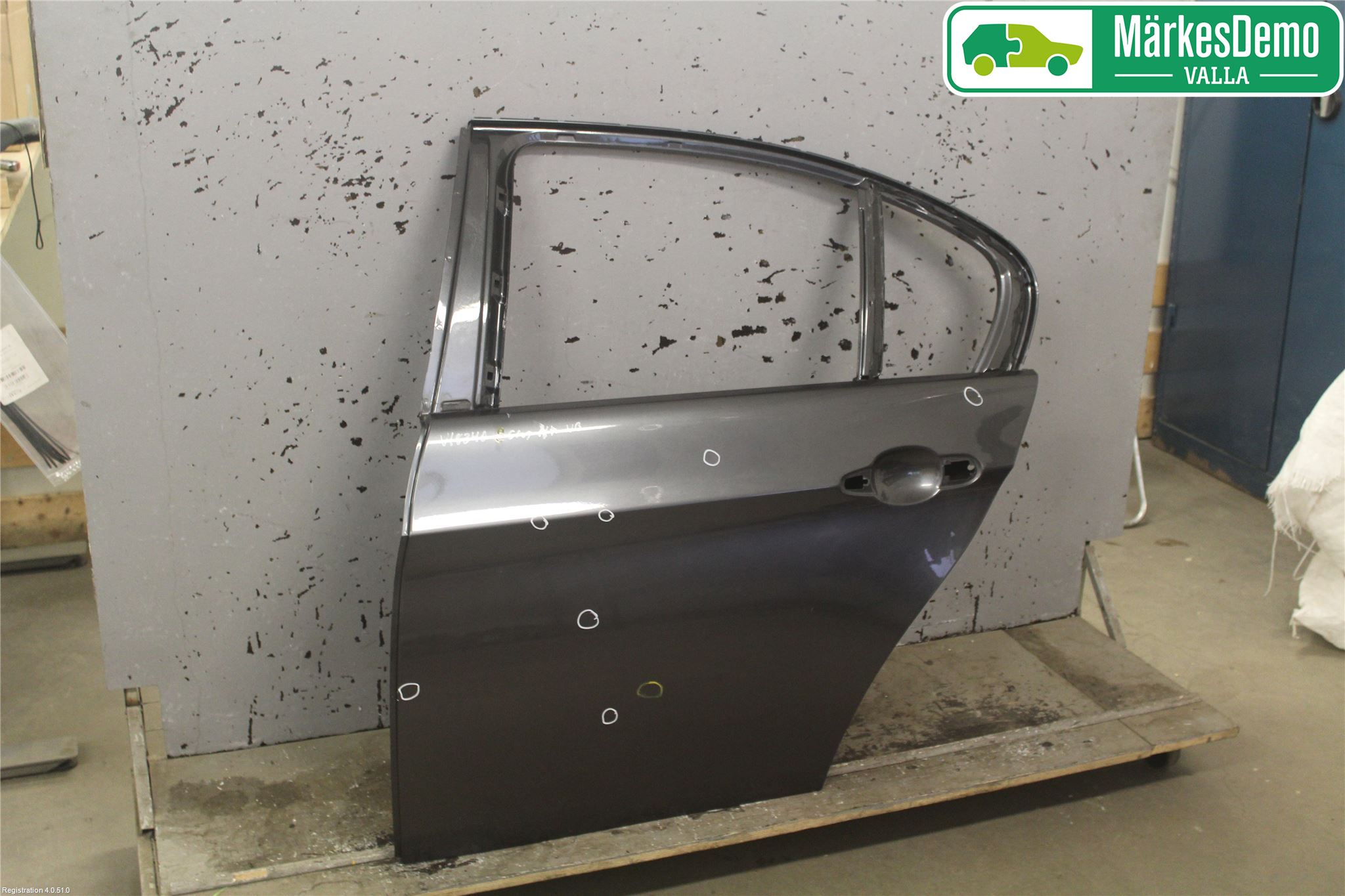 BMW 3 E90/91 SED/TOU 05-12 Dörr Bak Vänster