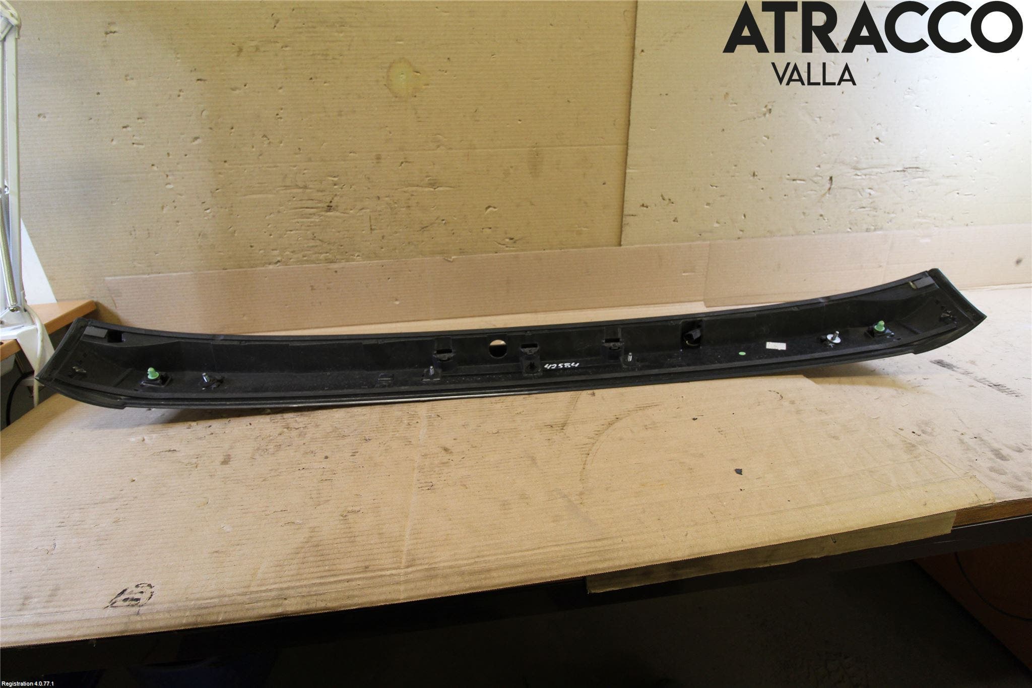 Audi Q7/SQ7 Spoiler Baklucka