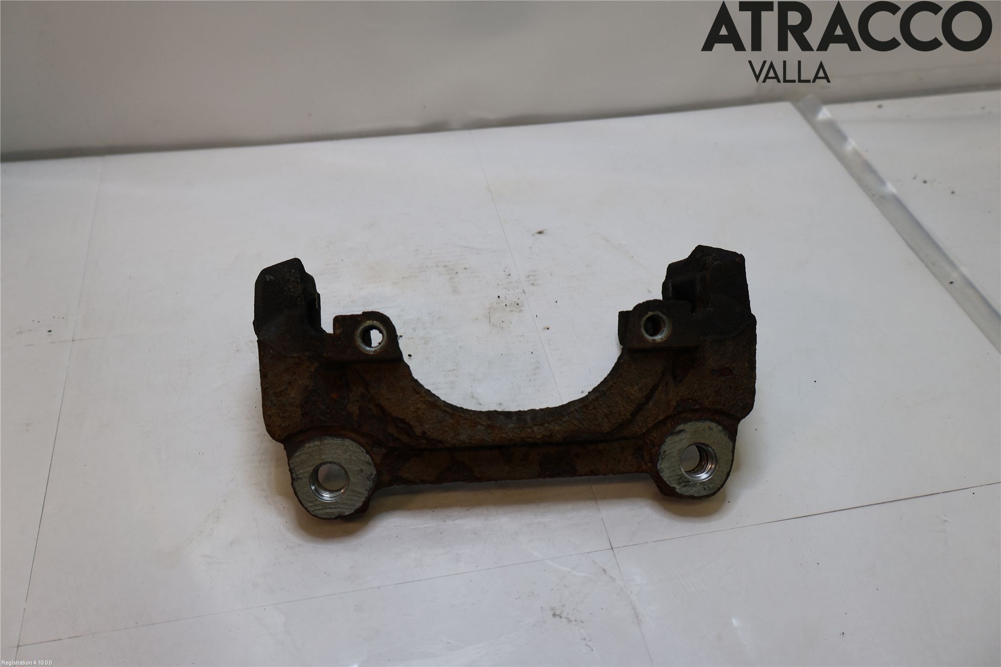 Volvo XC70 14-16 Bromsokshållare