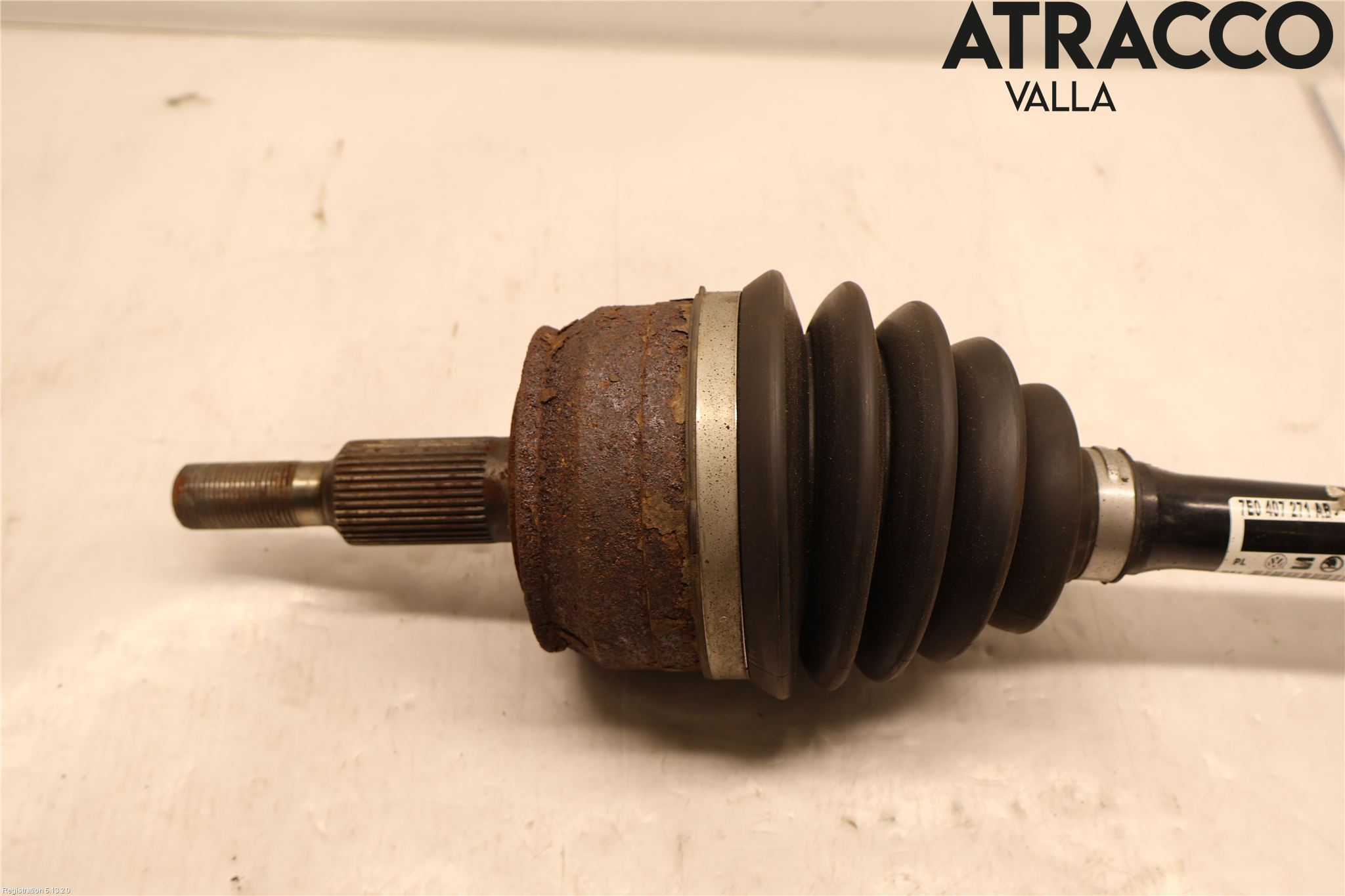 Volkswagen VW TRANSP/CARAVELLE (T6) 16-22 Drivaxel Fram Vänster