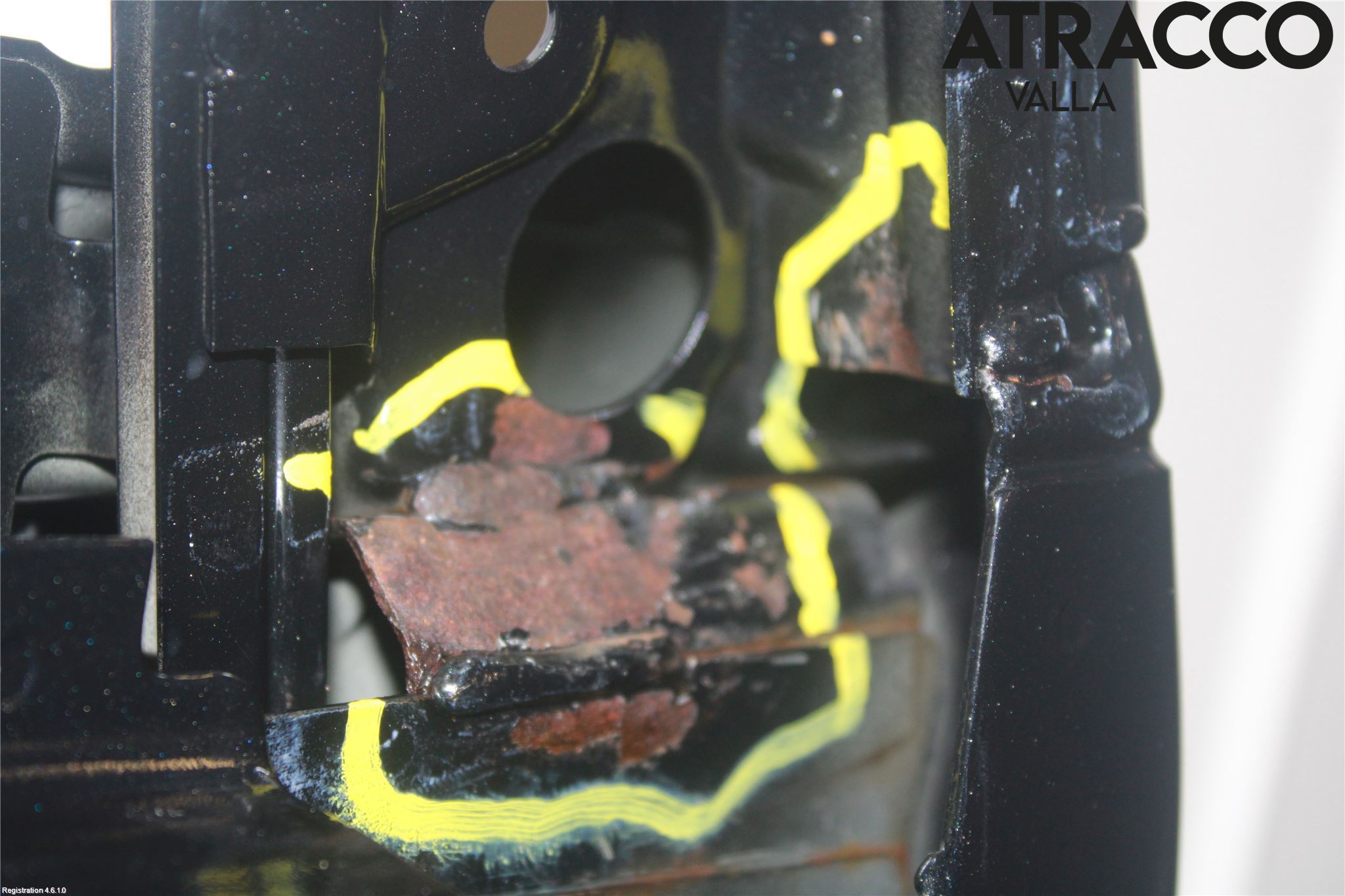 Ford KUGA 08-12 Dörr Fram Vänster