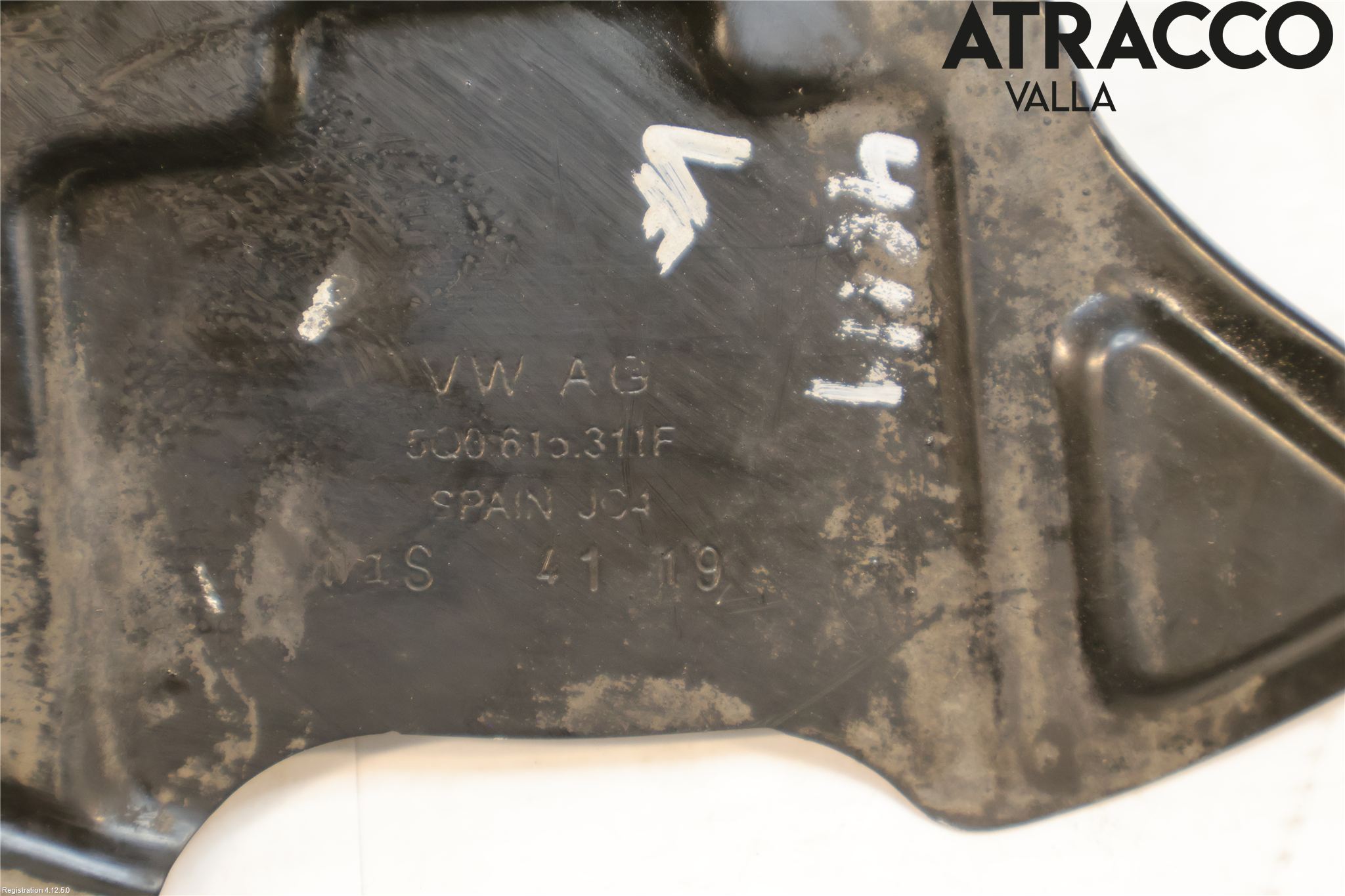 Seat TARRACO 19- Bromssköld Fram