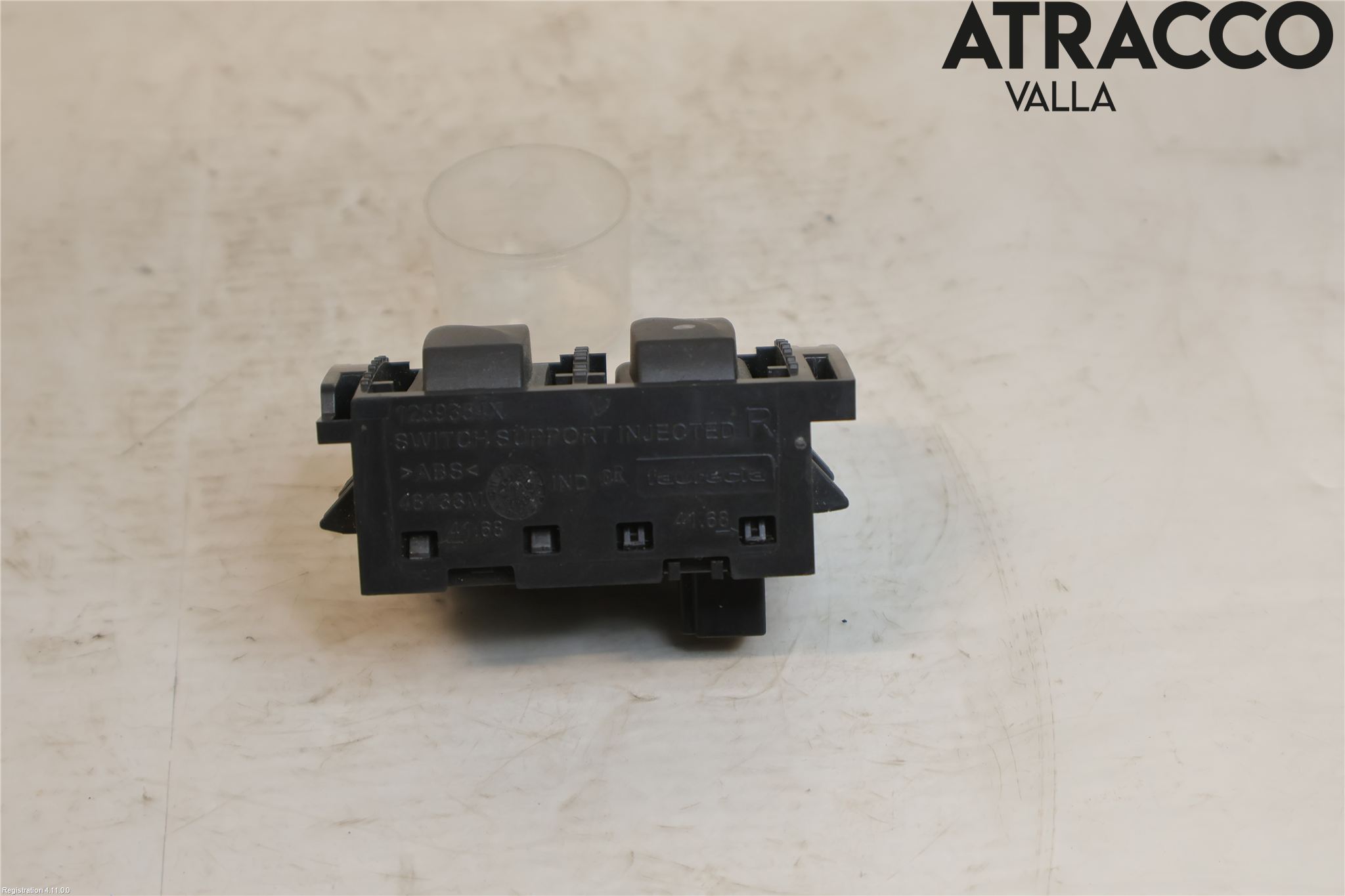 Opel VIVARO 15-19 Strömställare Spegel