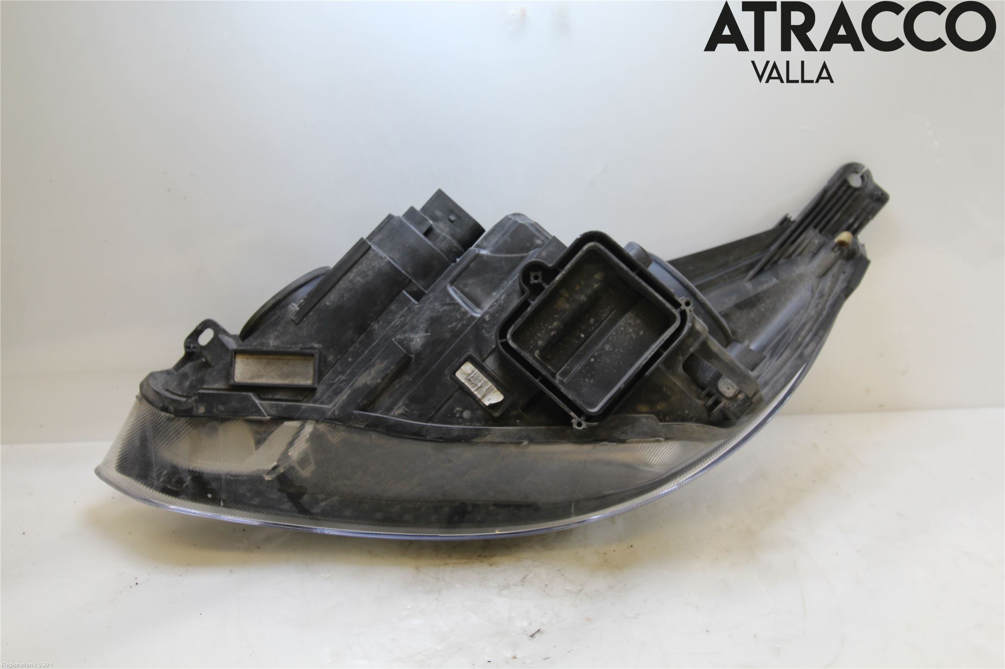 Ford FOCUS 15-18 Strålkastare Höger