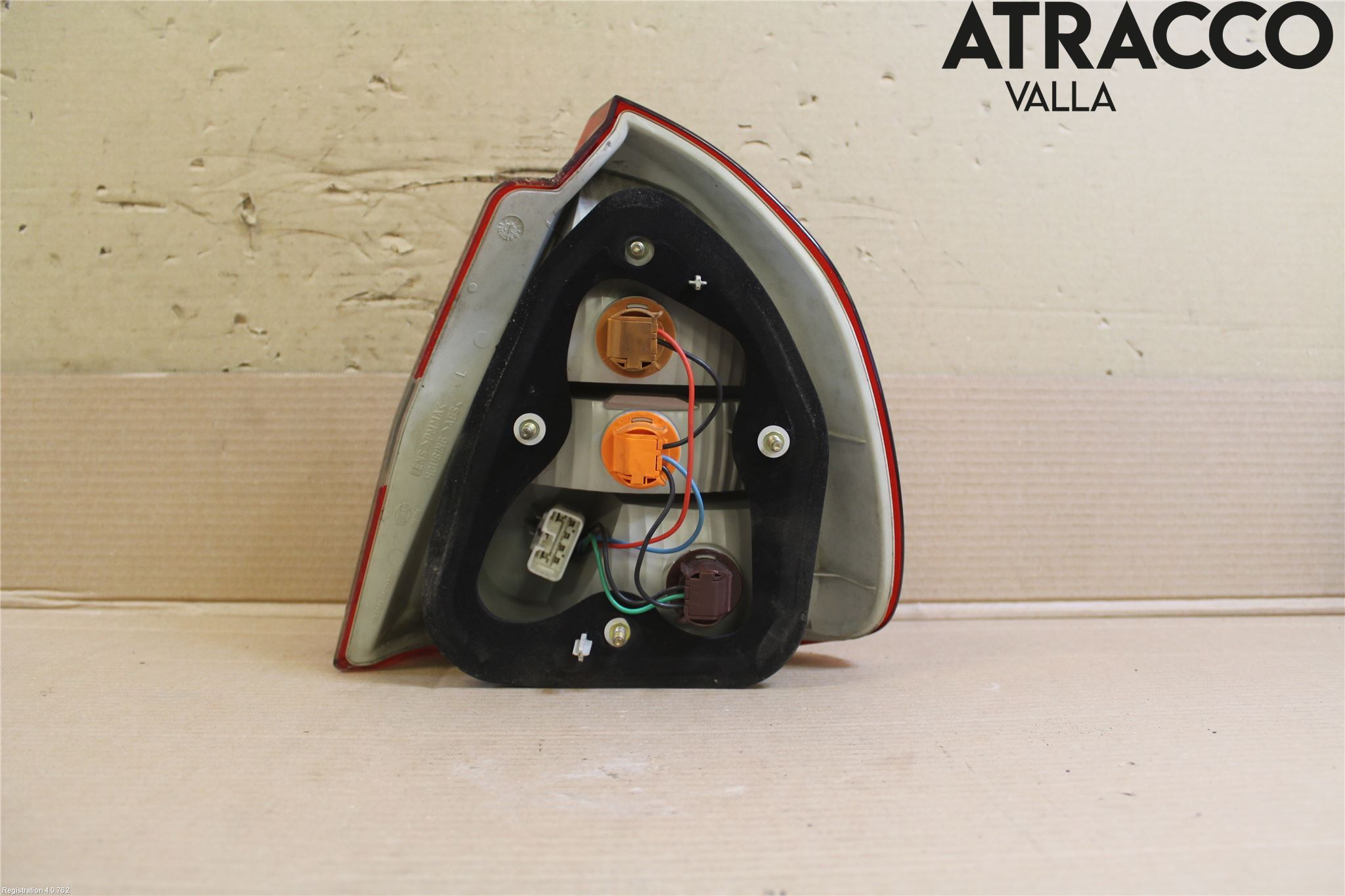 Mitsubishi CARISMA 00-04 Bakljus Vänster