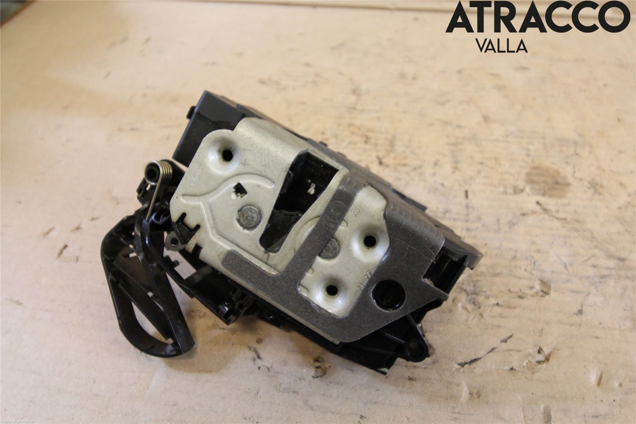 Ford C-MAX II  11-14 Låskista-Dörrlås