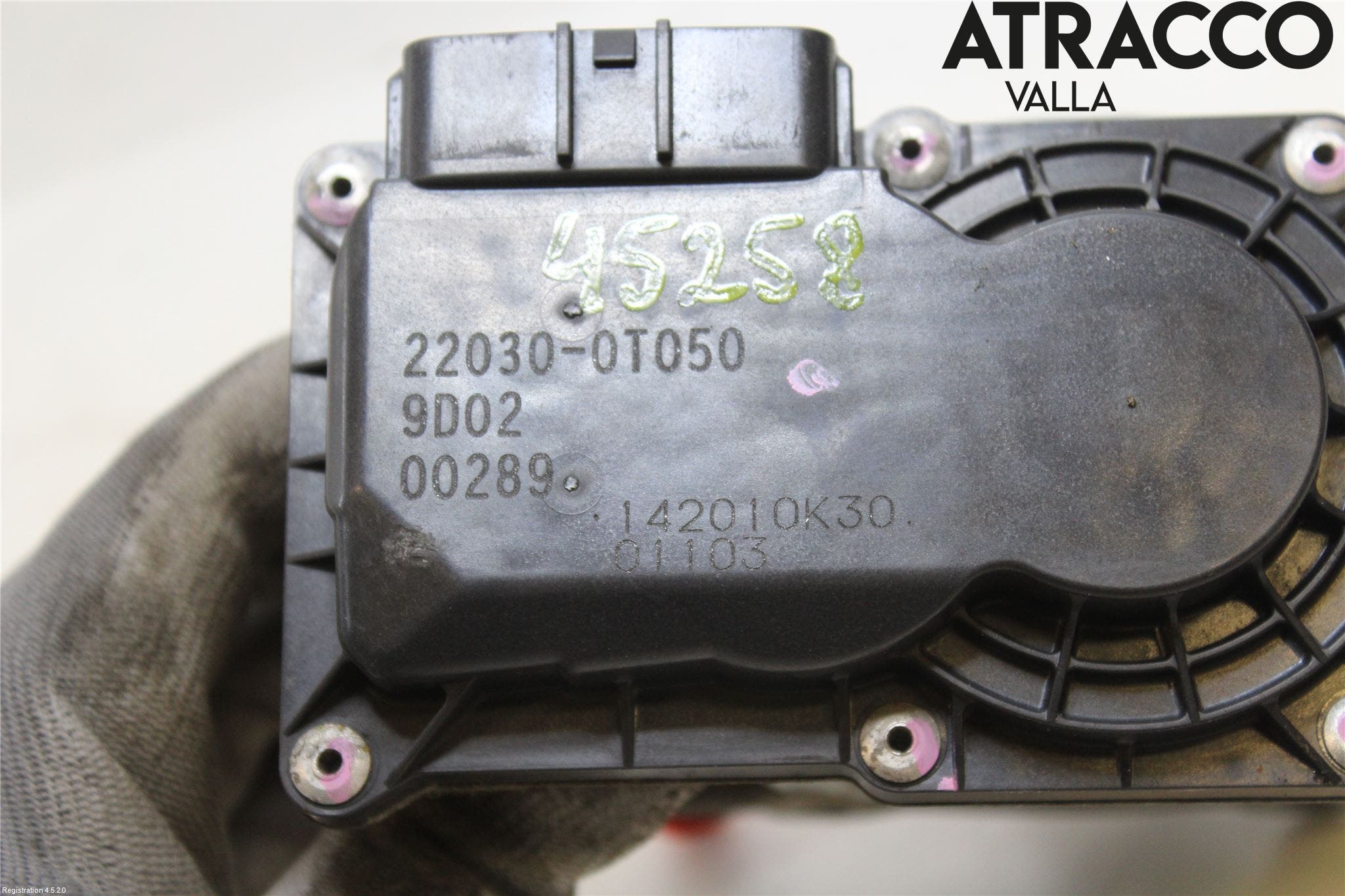 Toyota AURIS 10-12 Injspjällhus