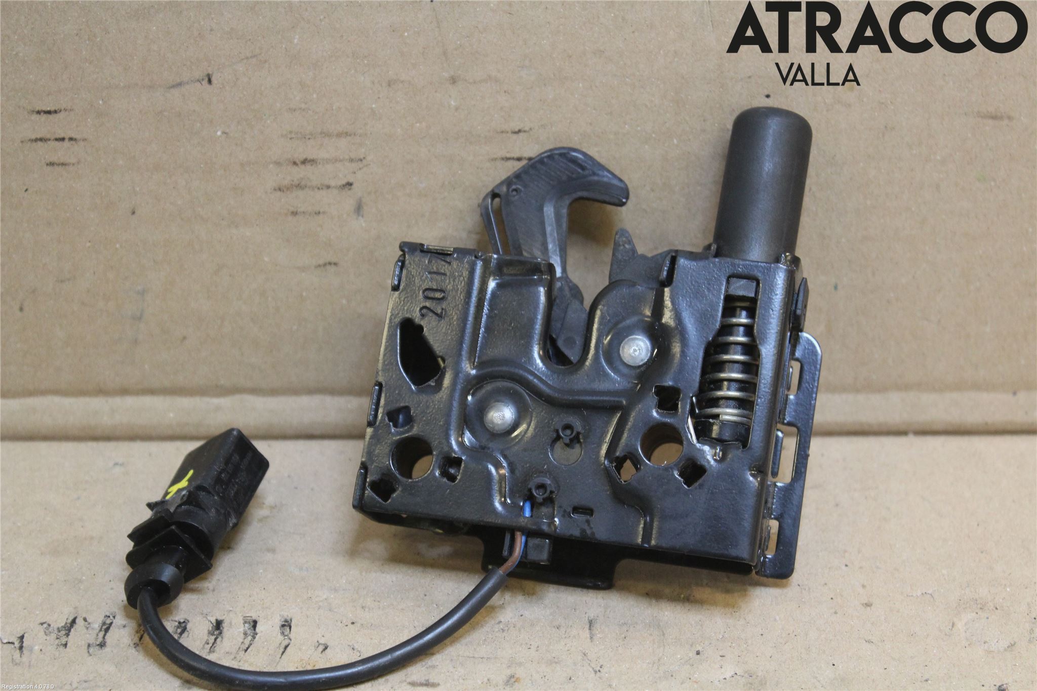 Audi A4/S4 B9 16-19 Huvlås